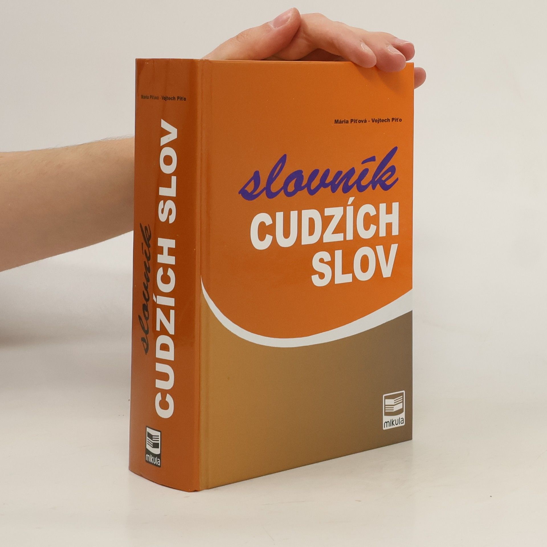 Mária Piťová Slovník cudzích slov
