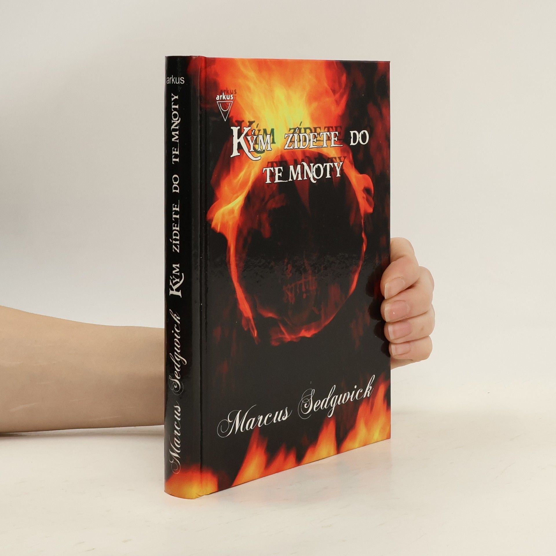 Marcus Sedgwick Kým zídete do temnoty