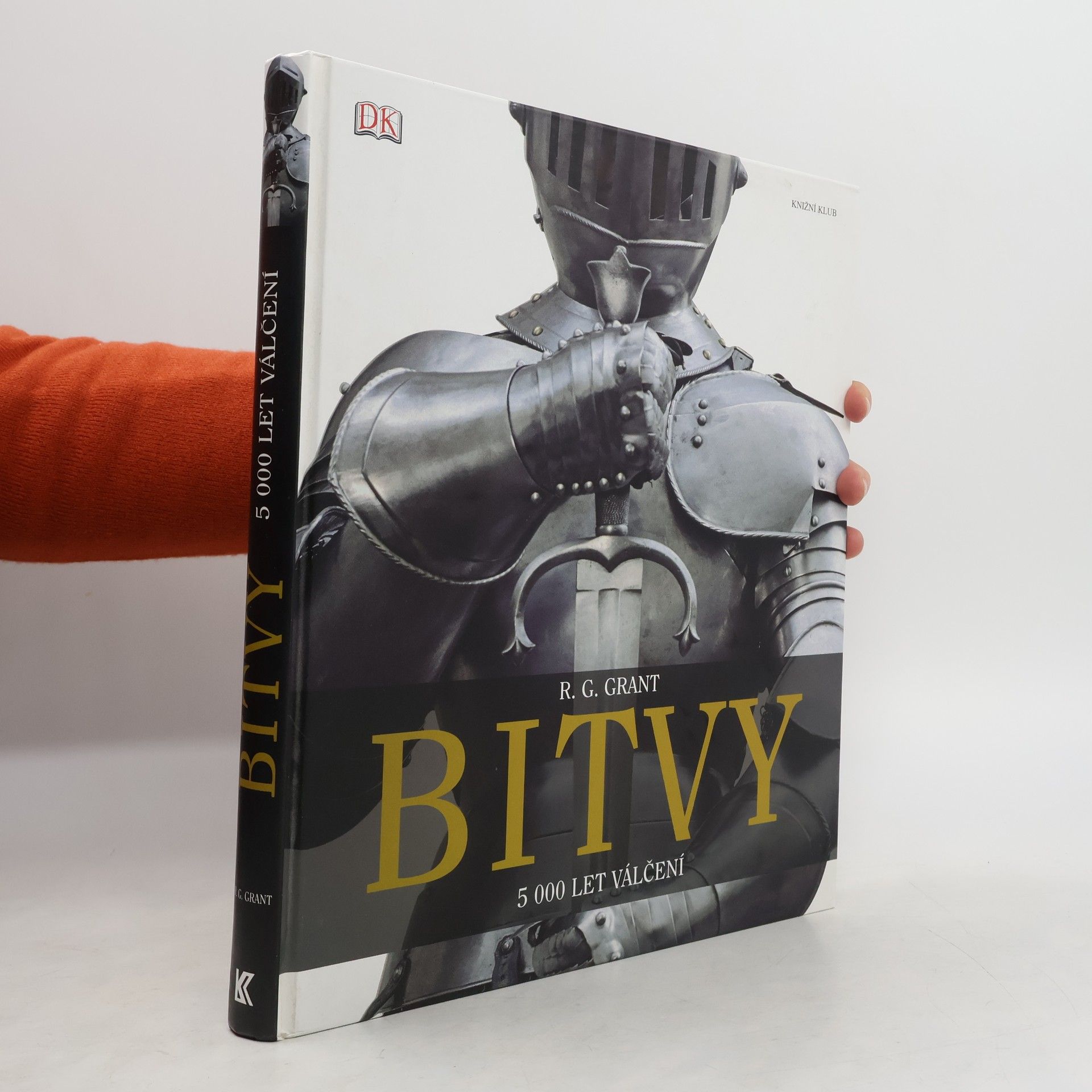 R. G. Grant Bitvy : 5000 let válčení