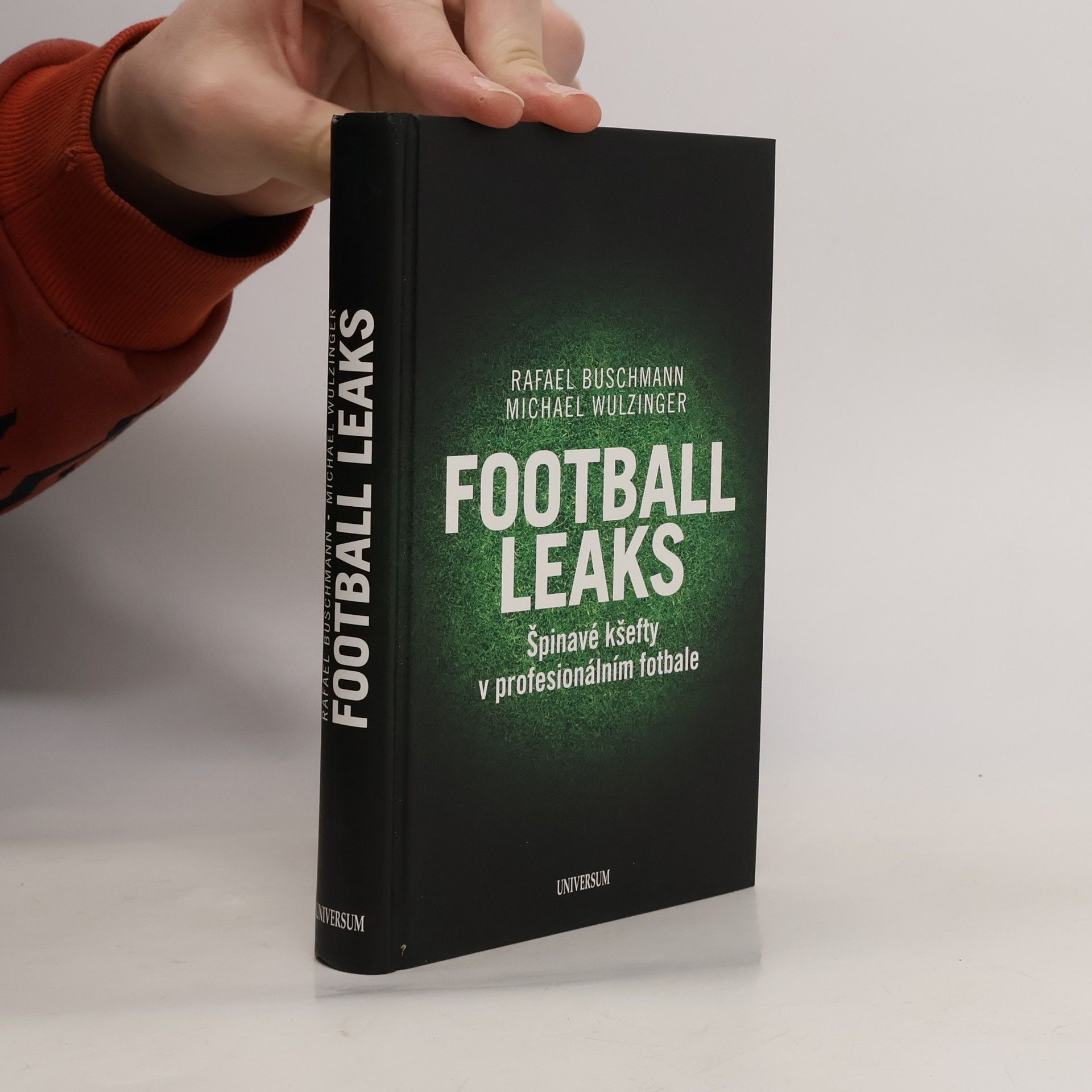 Football Leaks : špinavé kšefty v profesionálním fotbale