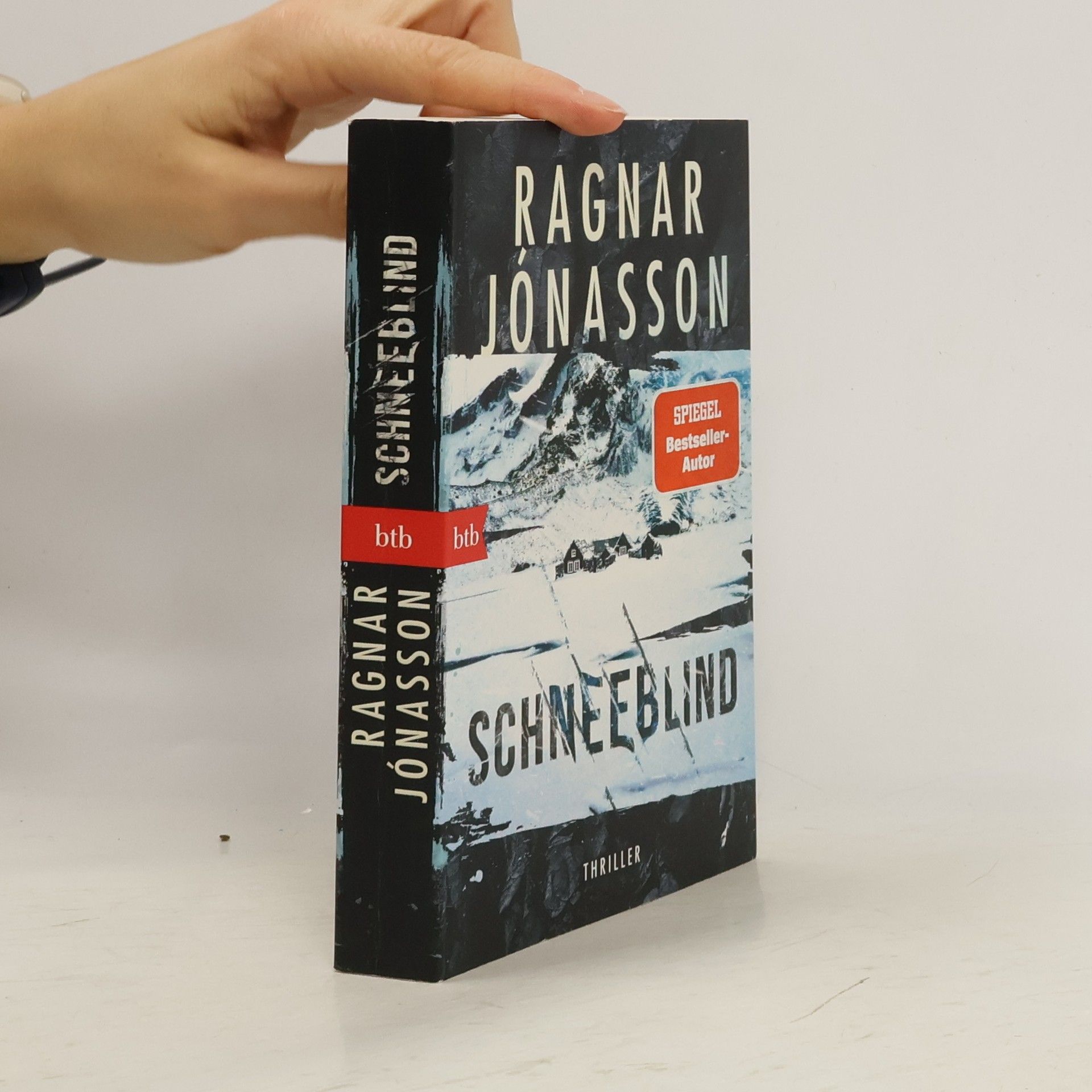 Ragnar Jónasson Schneeblind