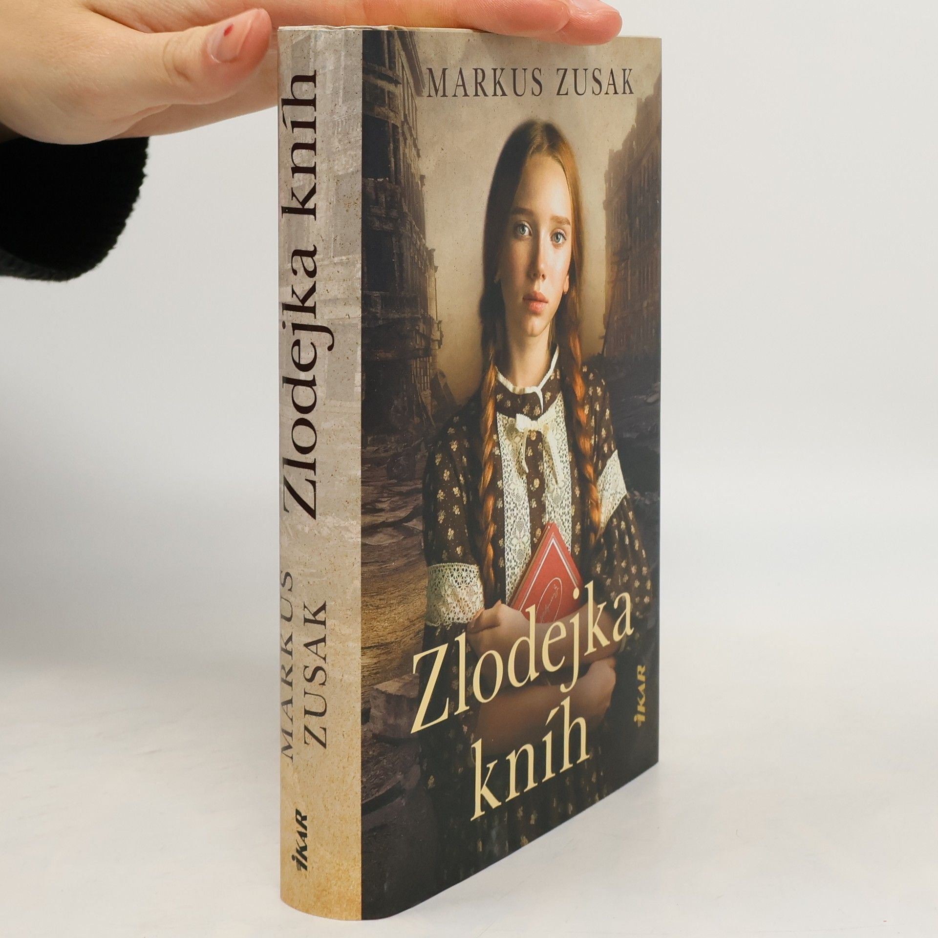 Markus Zusak Zlodejka kníh