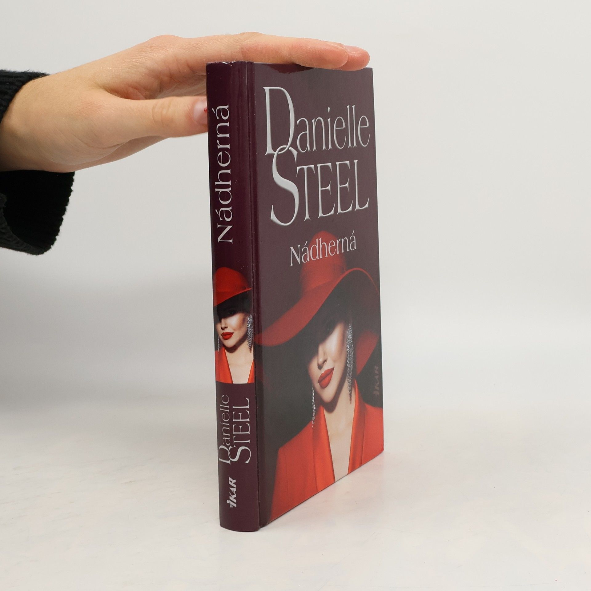 Danielle Steel Nádherná