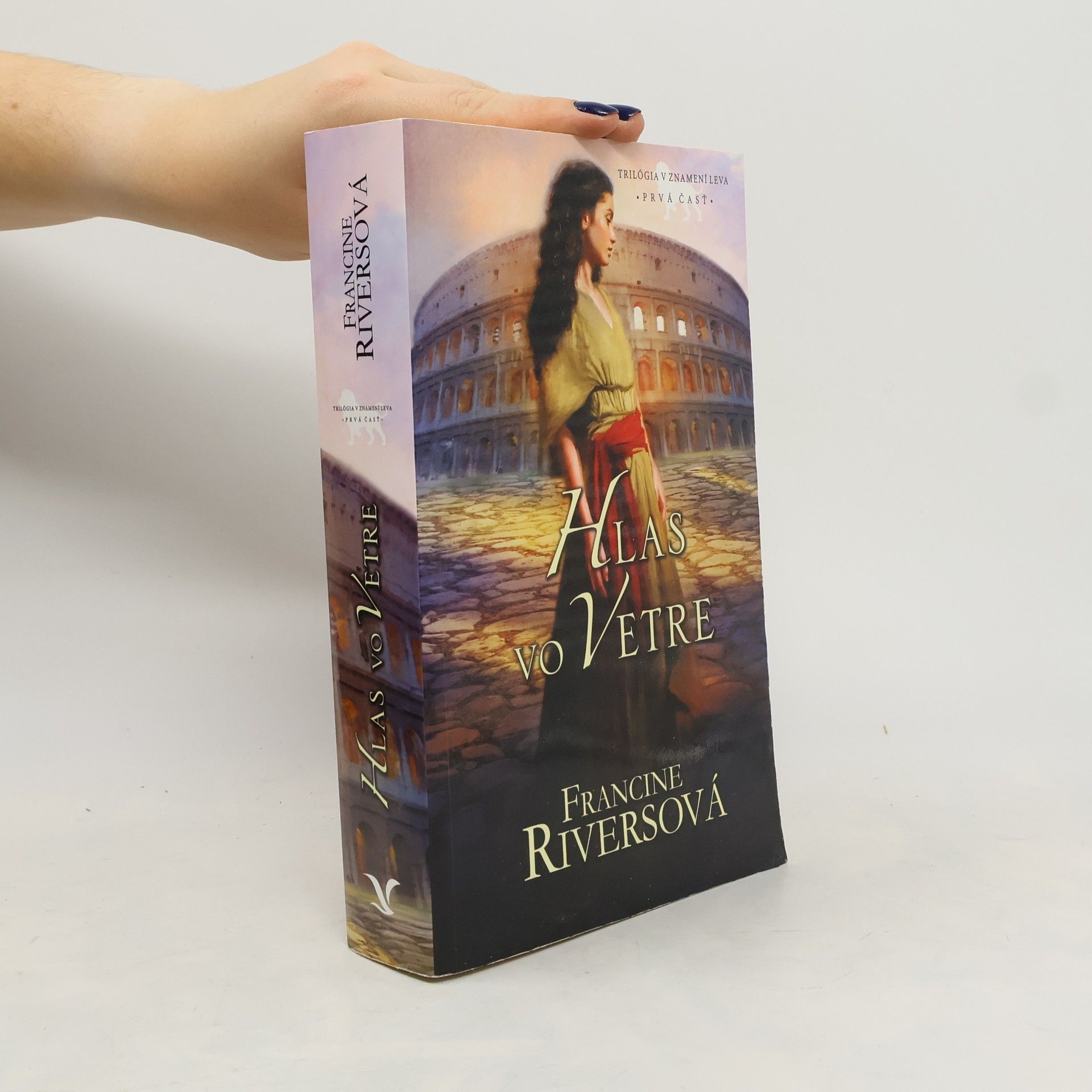 Francine Rivers Hlas vo vetre