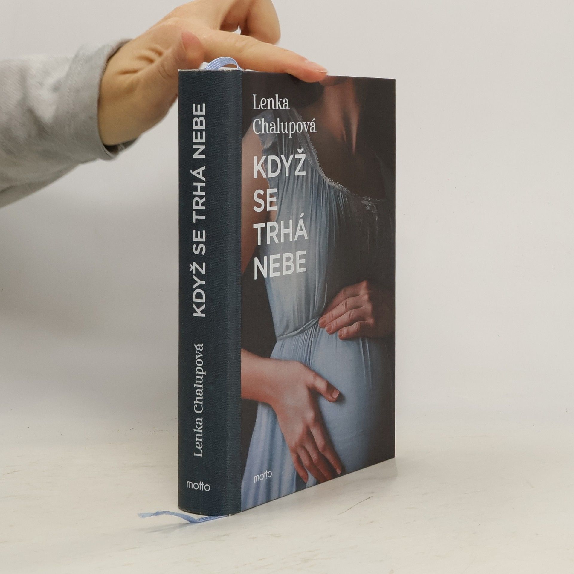 Lenka Chalupová Když se trhá nebe