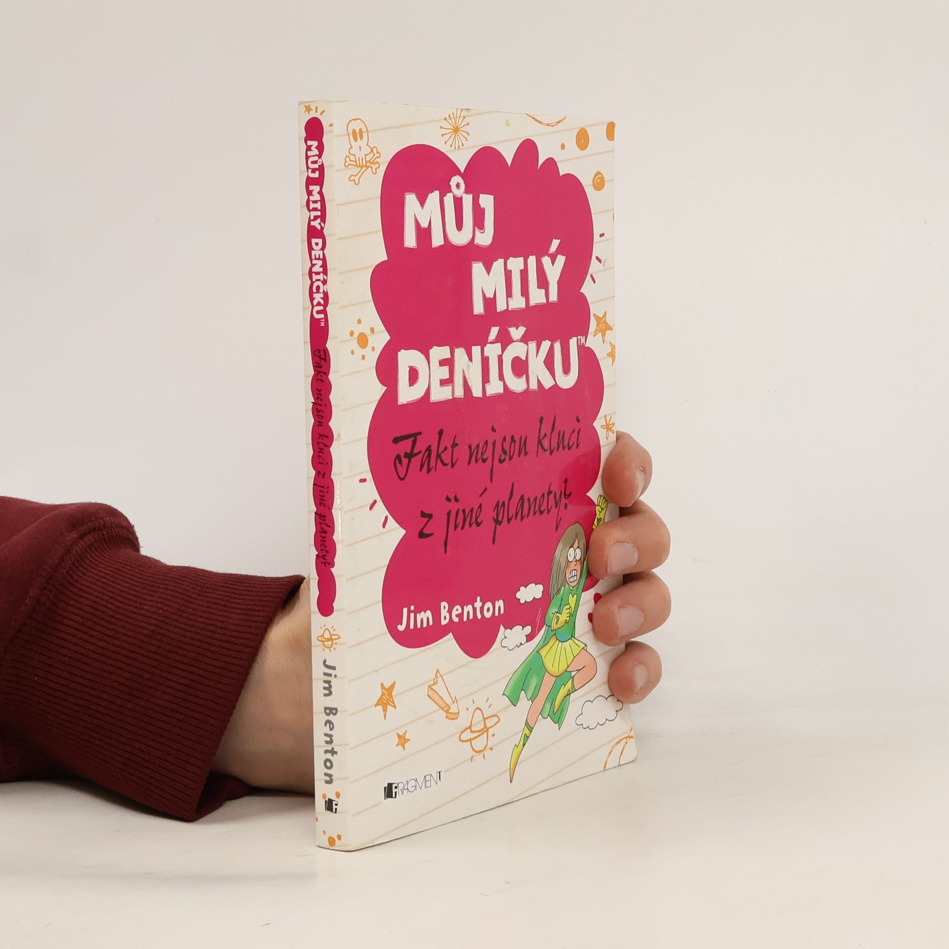 Jim Benton Můj milý deníčku: Příběhy z Mackerelské základní školy. Fakt nejsou kluci z jiné planety?