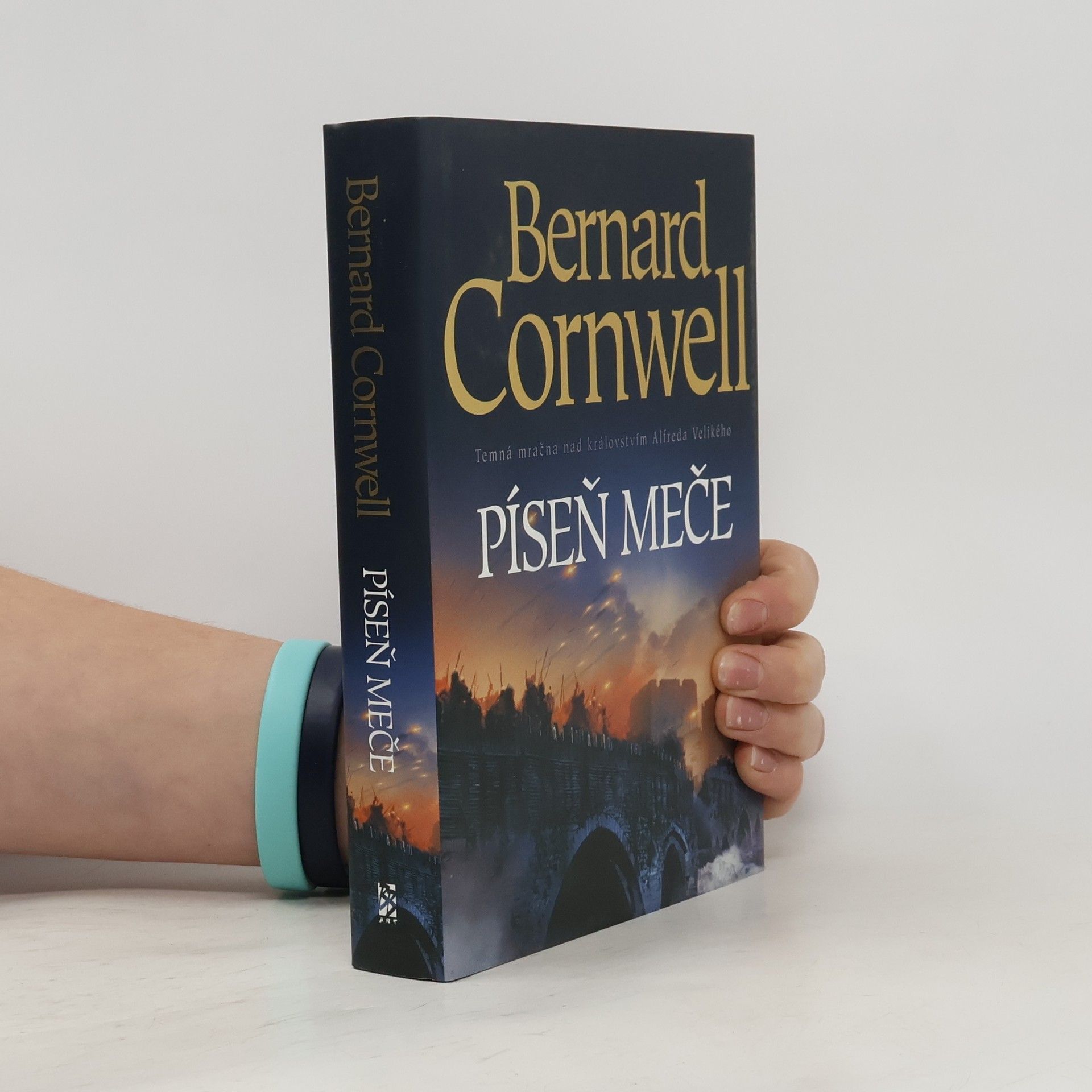 Bernard Cornwell Píseň meče. Království Alfreda Velikého