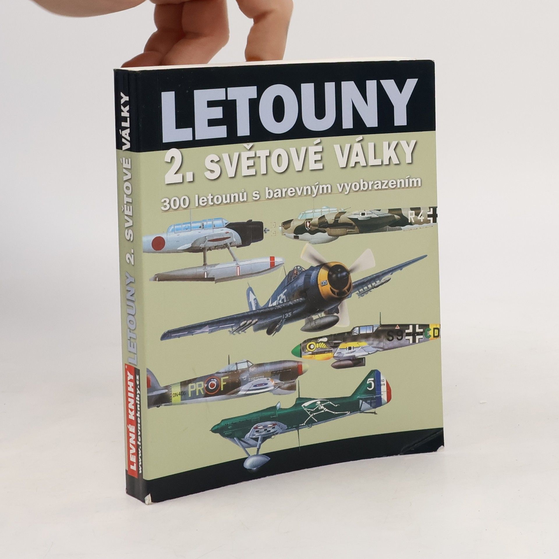 Christopher Chant Letouny 2. světové války