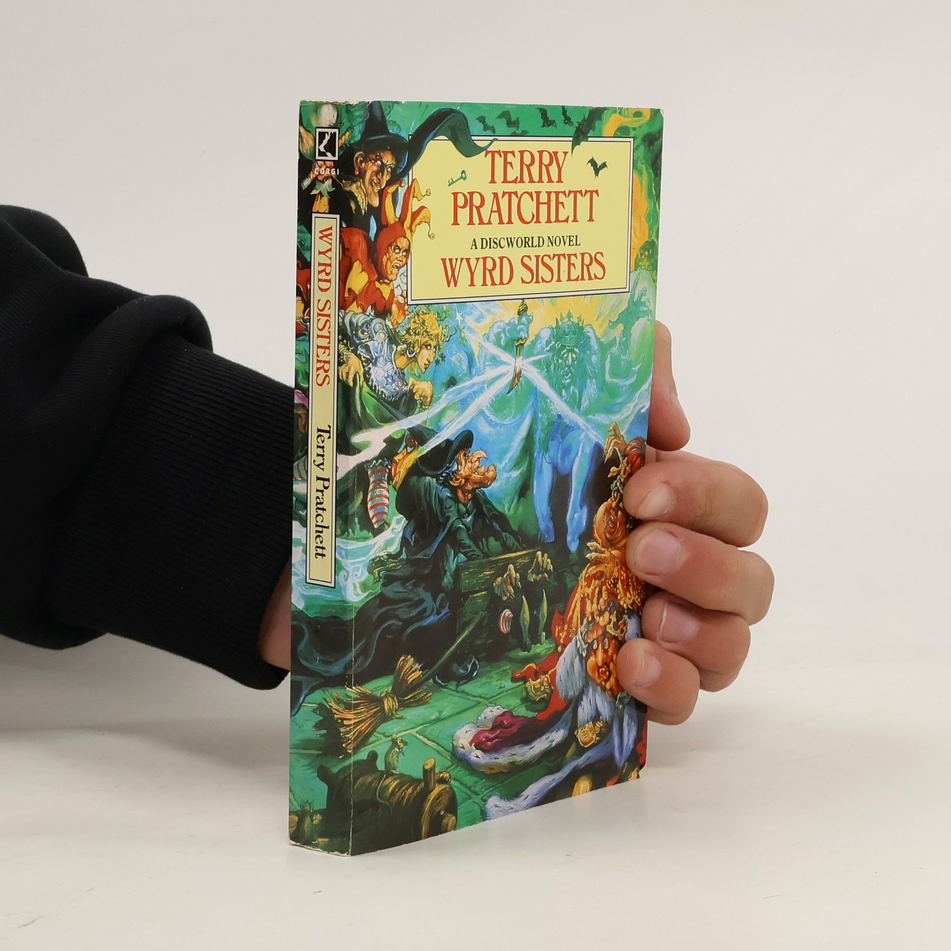 Terry Pratchett Wyrd sisters