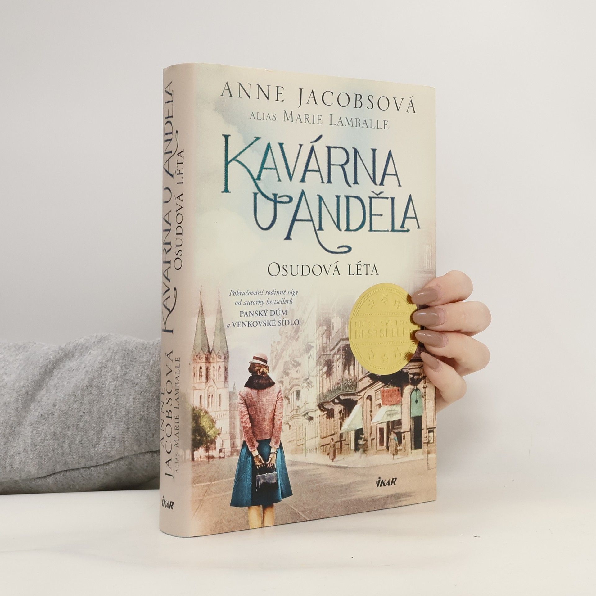 Anne Jacobs Kavárna U Anděla. Osudová léta