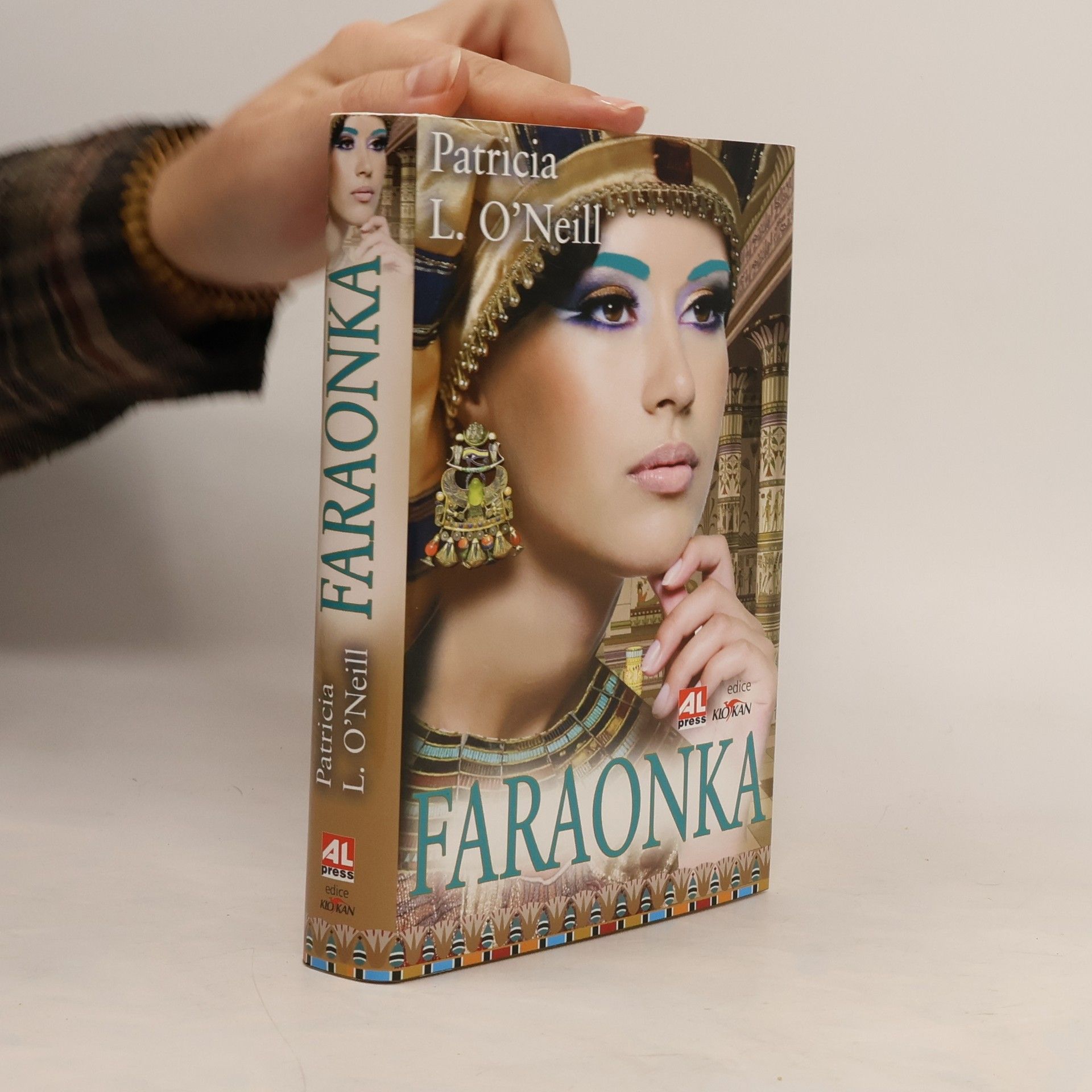 Patricia L. O. Neill Faraonka