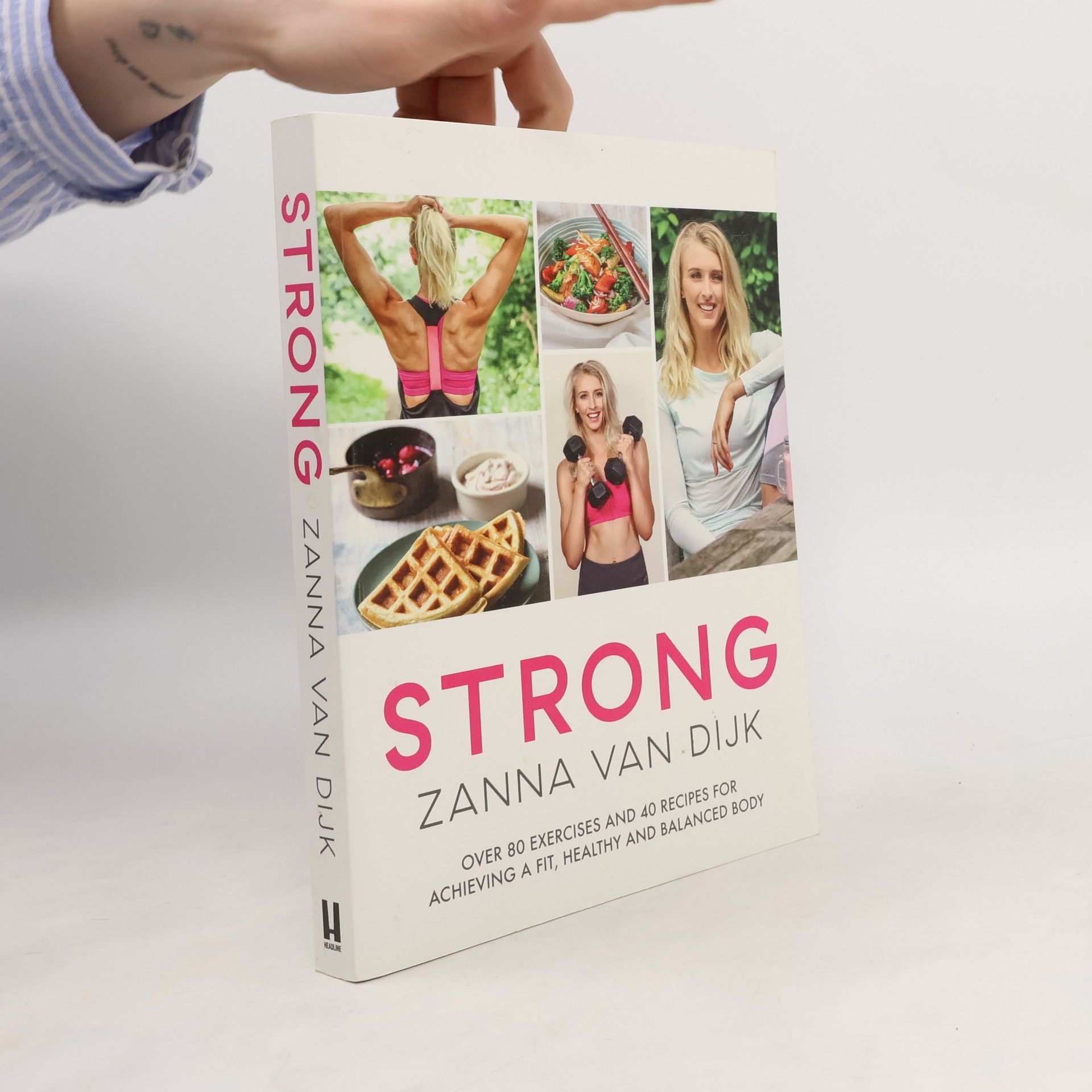 Zanna Van Dijk STRONG