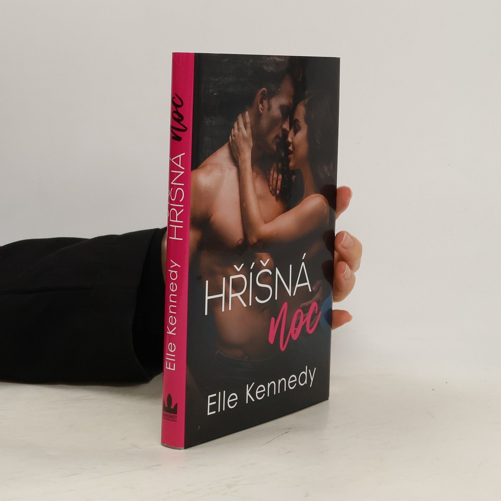 Elle Kennedy Hříšná noc