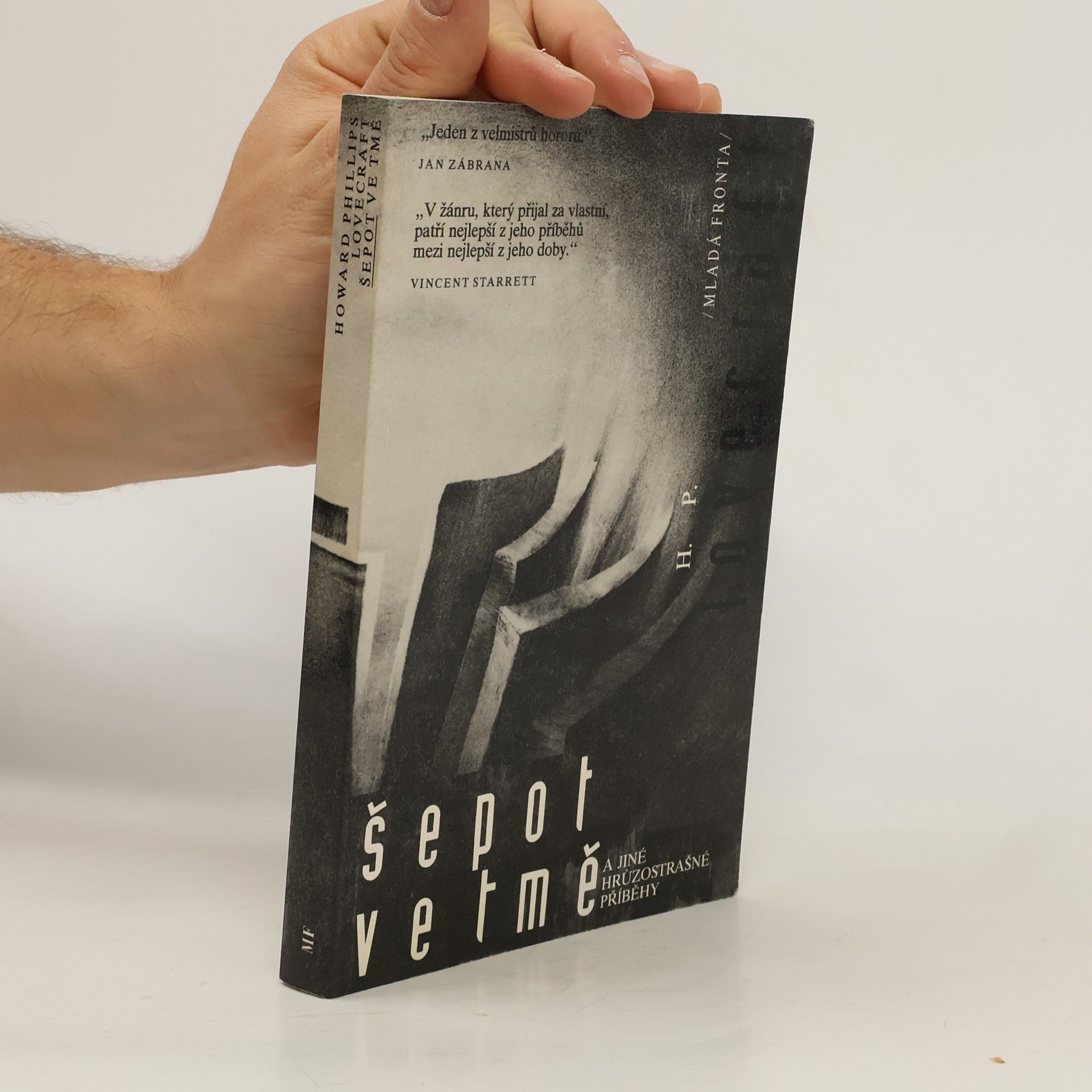 Howard Phillips Lovecraft Šepot ve tmě a jiné hrůzostrašné příběhy