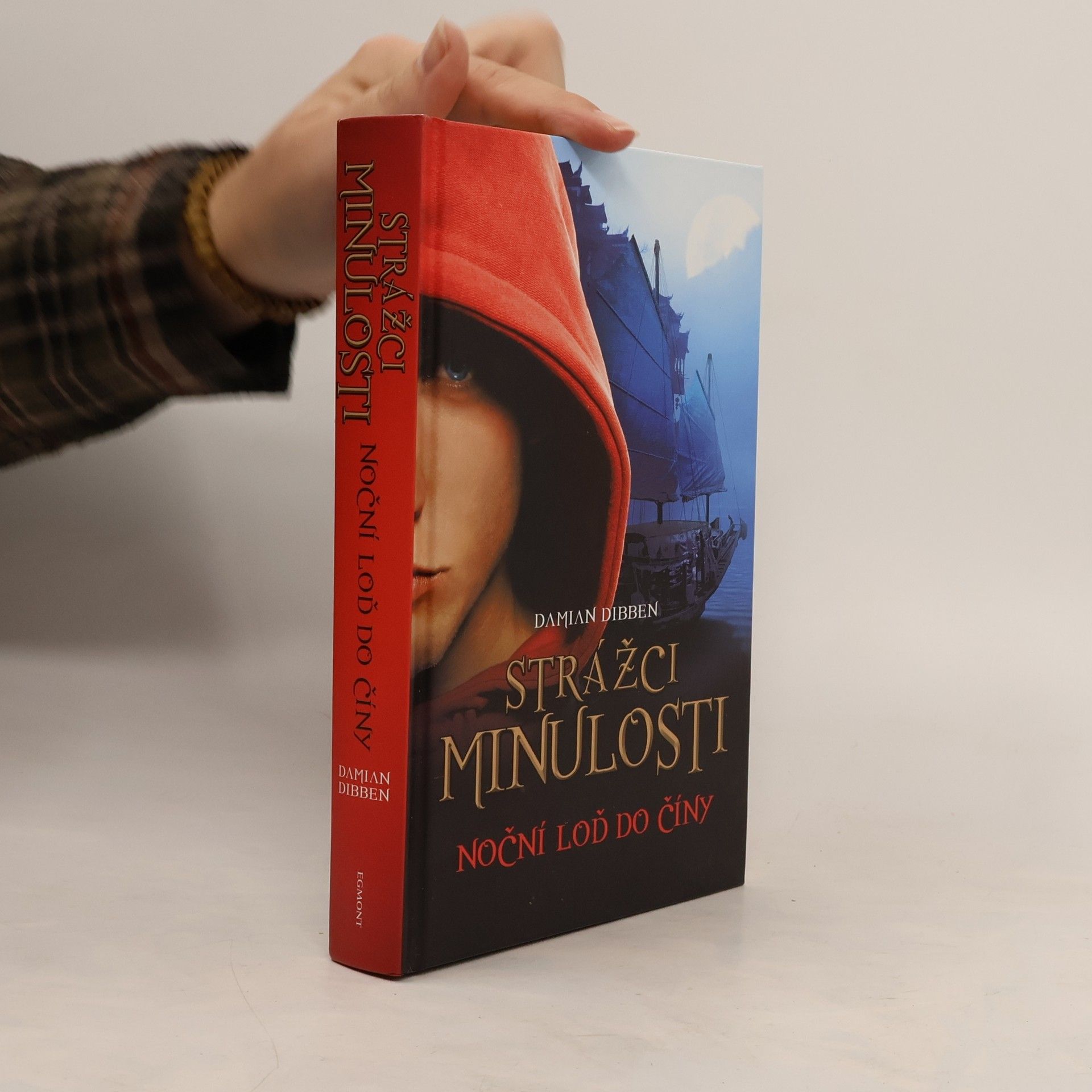 Damian Dibben Strážci minulosti. Noční loď do Číny.