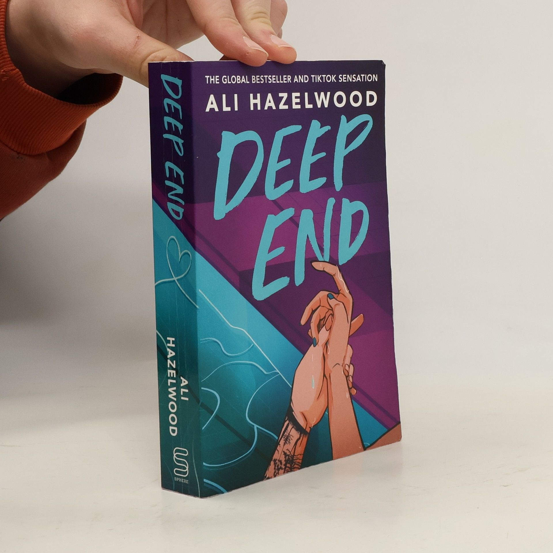 Ali Hazelwood Deep End