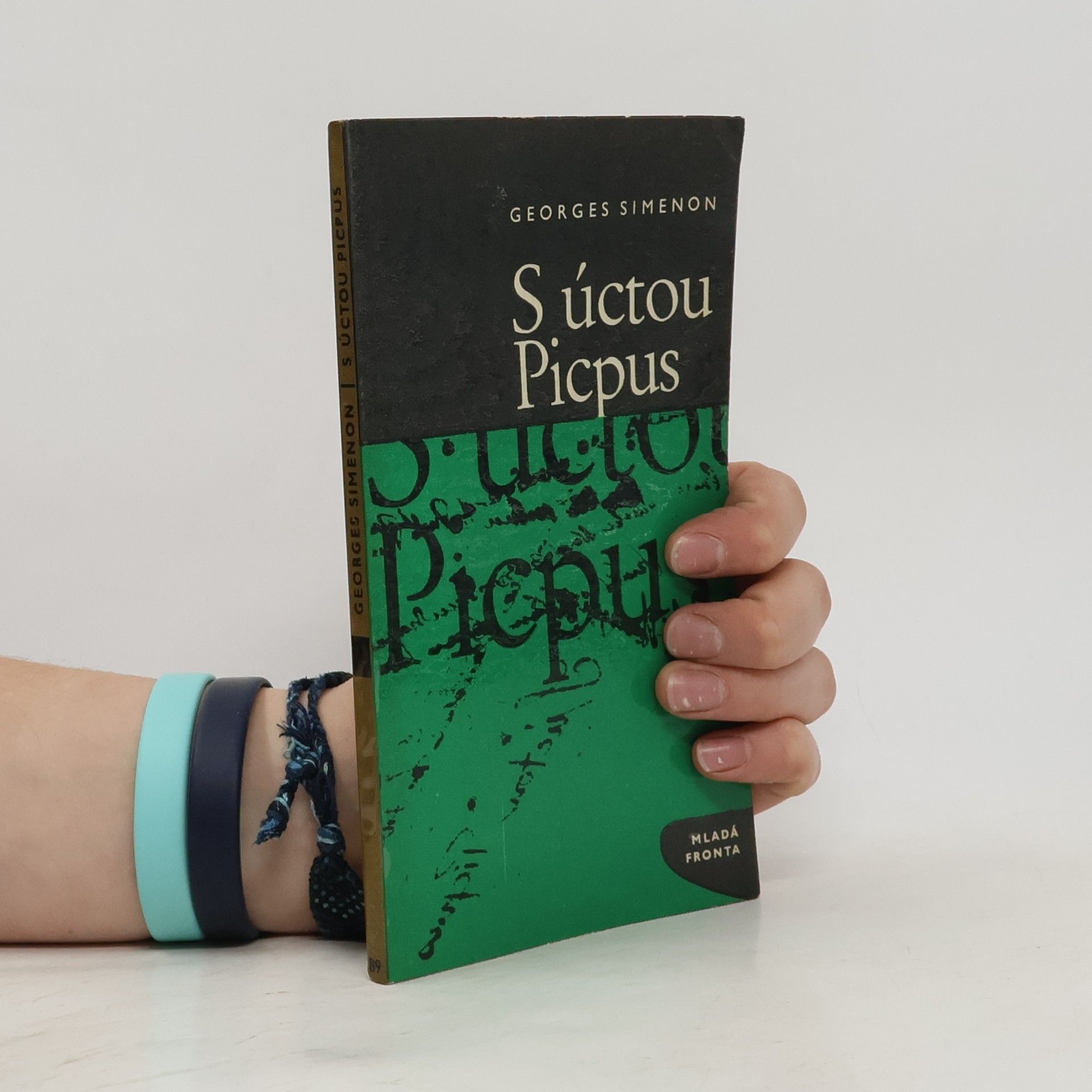 Georges Simenon S úctou Picpus