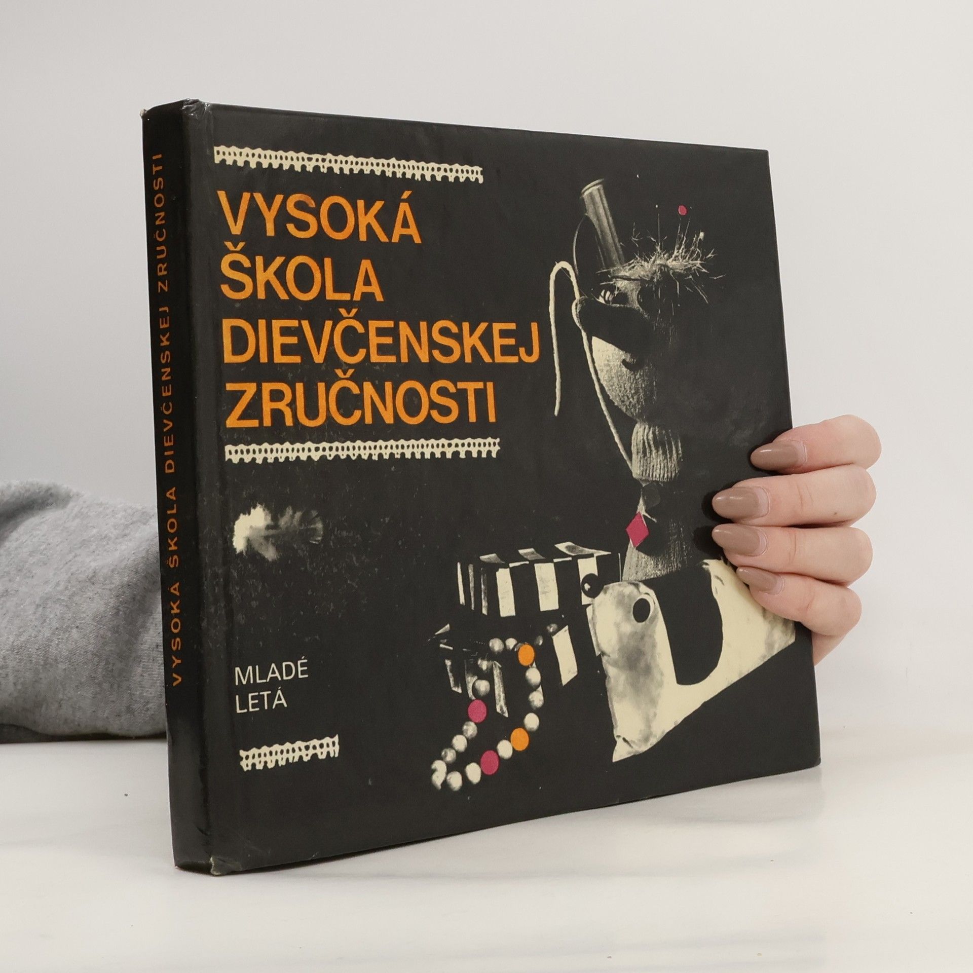 Kveta Dašková Vysoká škola dievčenskej zručnosti