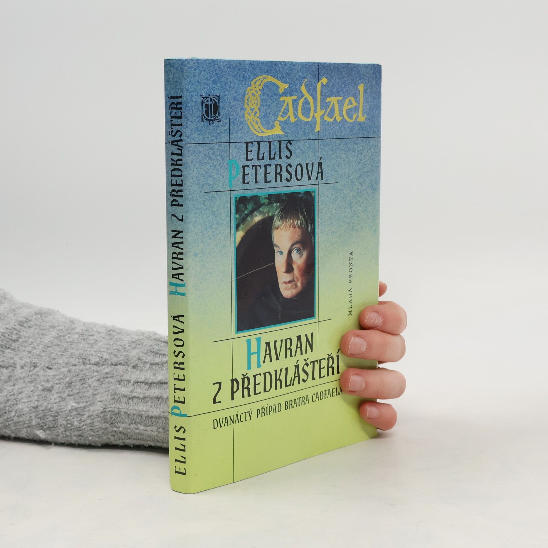 Ellis Peters Havran z Předklášteří