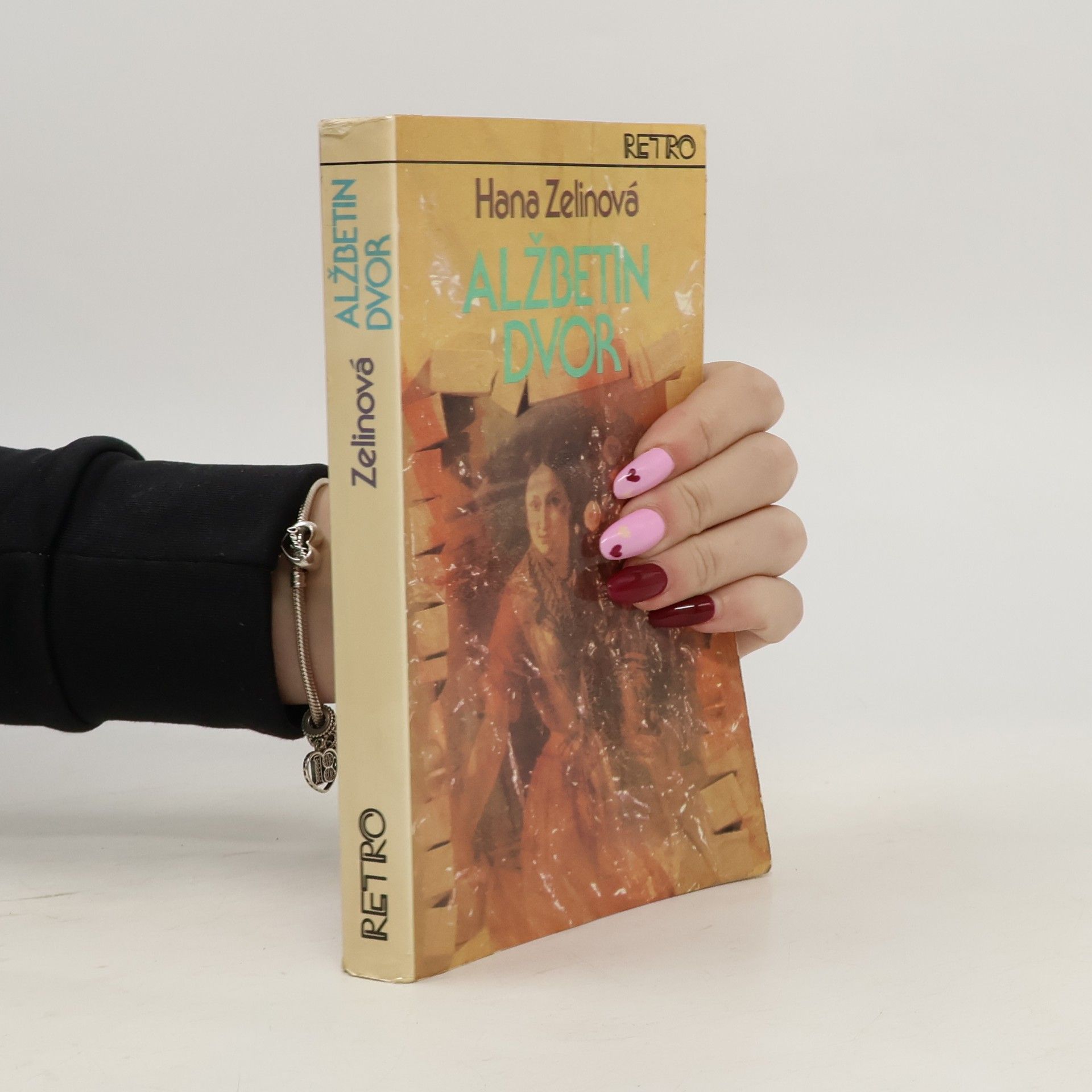 Hana Zelinová Alžbetin dvor