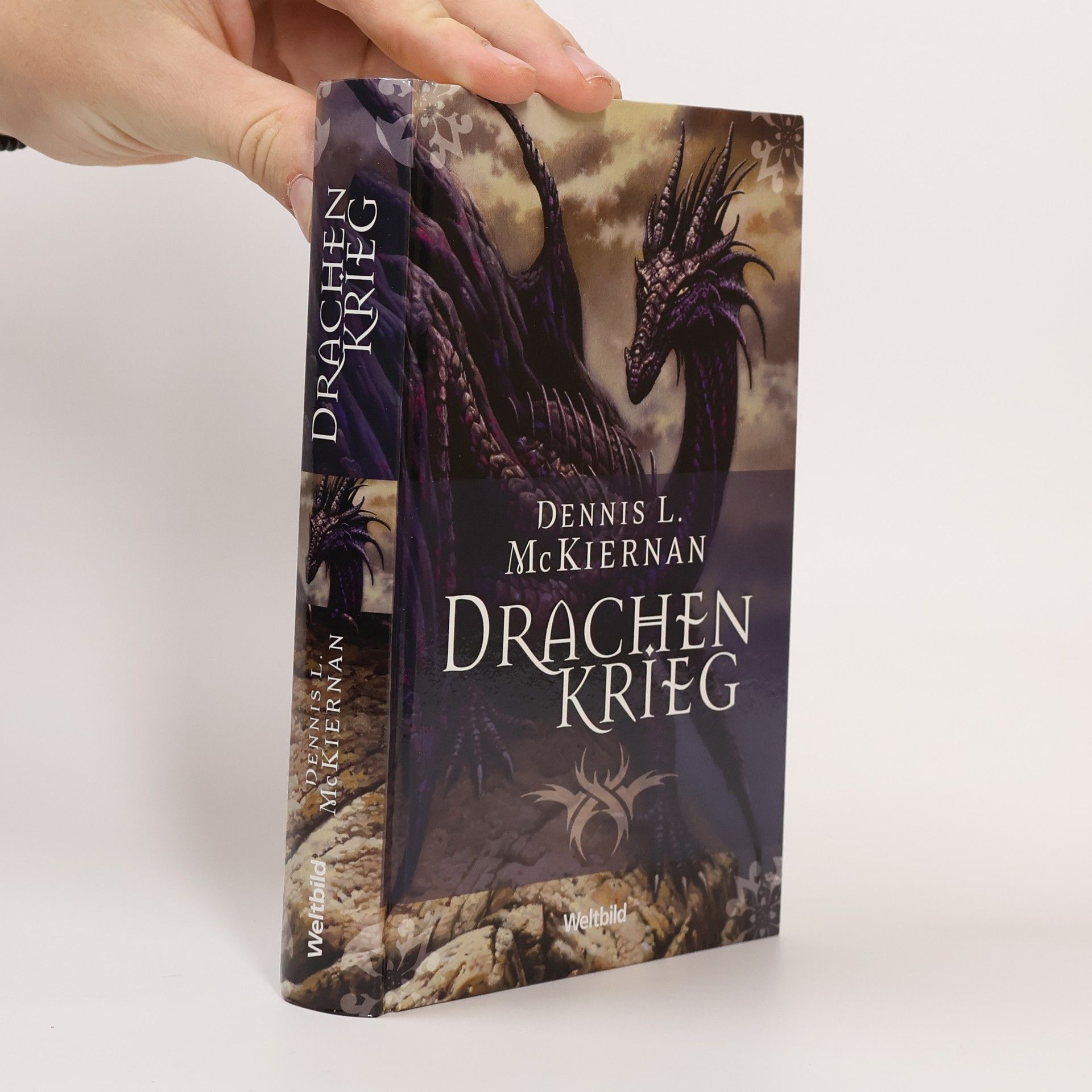 Dennis L. McKiernan Drachenkrieg
