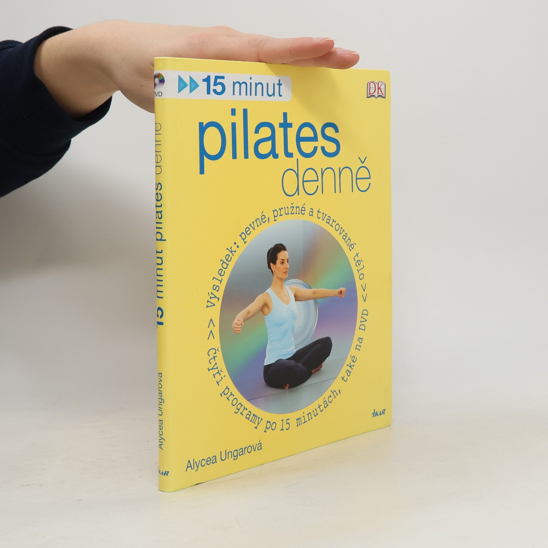 15 minut pilates denně