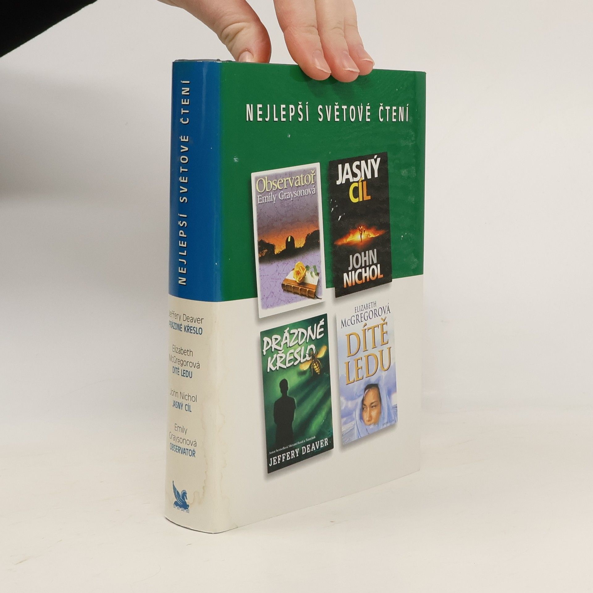 Nejlepší světové čtení. Observatoř. Jasný cíl. Prázdné křeslo. Dítě ledu