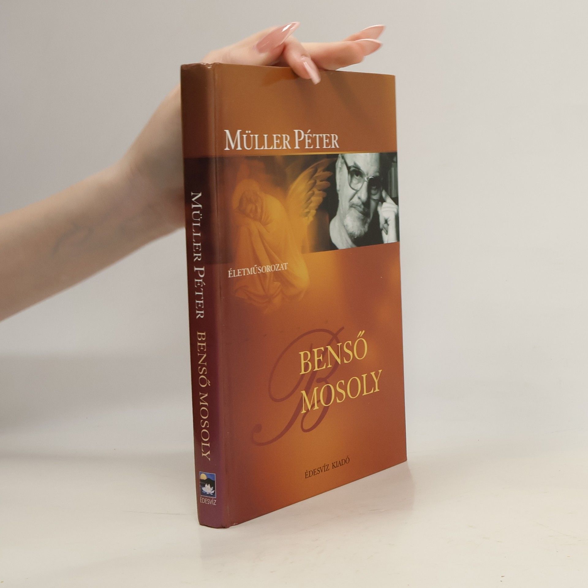 Péter Müller Benső mosoly