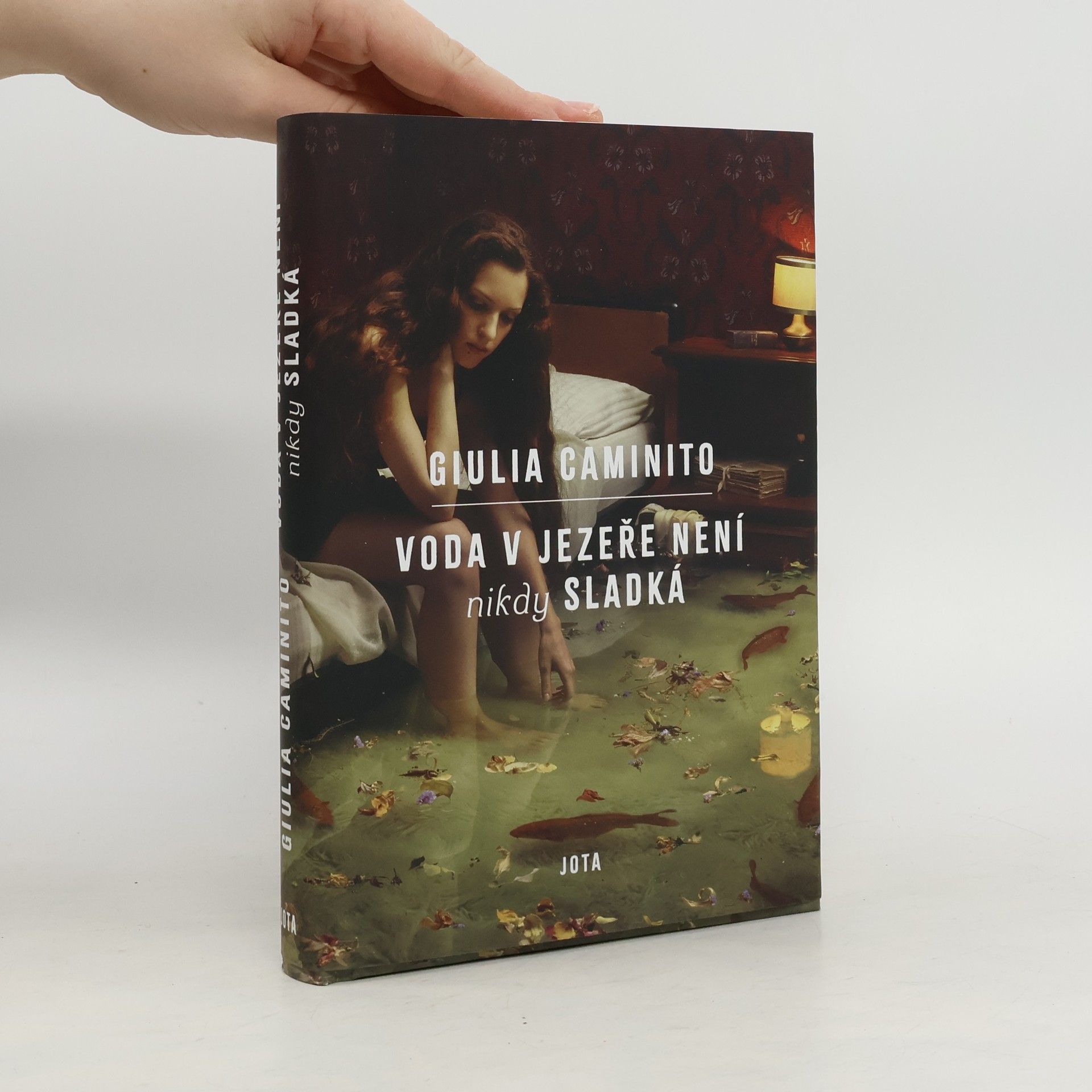 Voda v jezeře není nikdy sladká