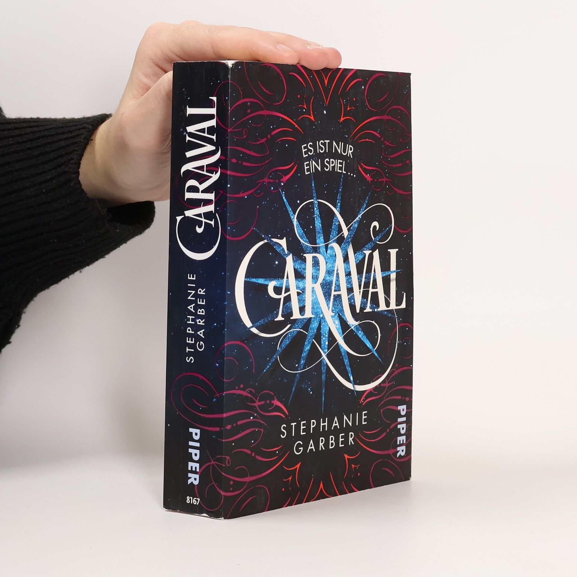 Stephanie Garber Caraval