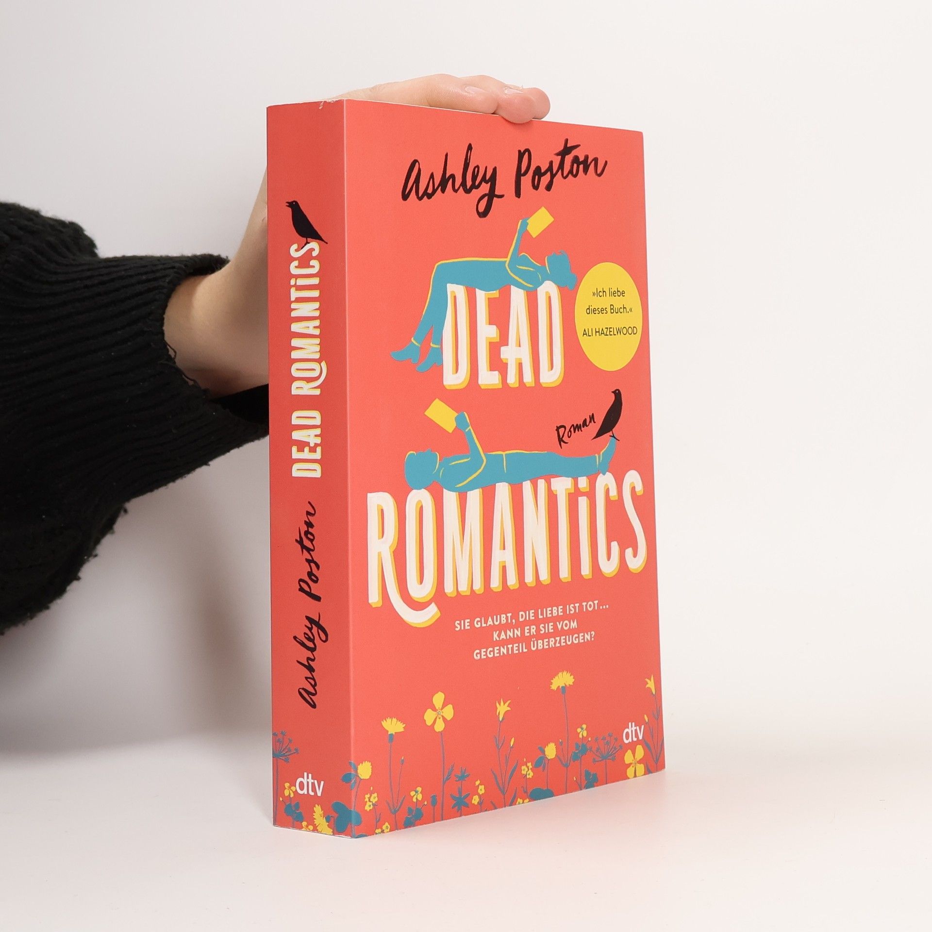 Ashley Poston Dead Romantics