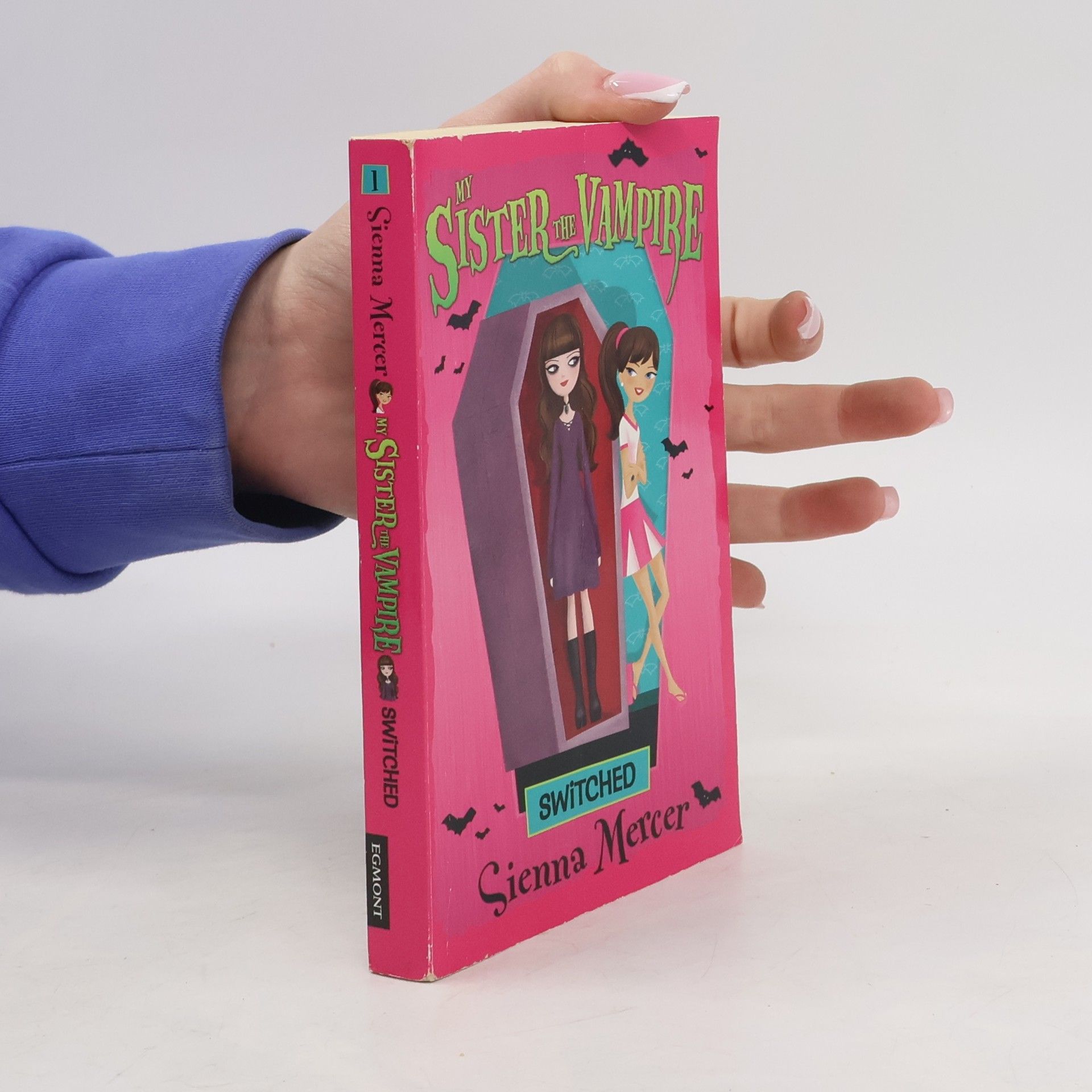 Sienna Mercer My sister the vampire