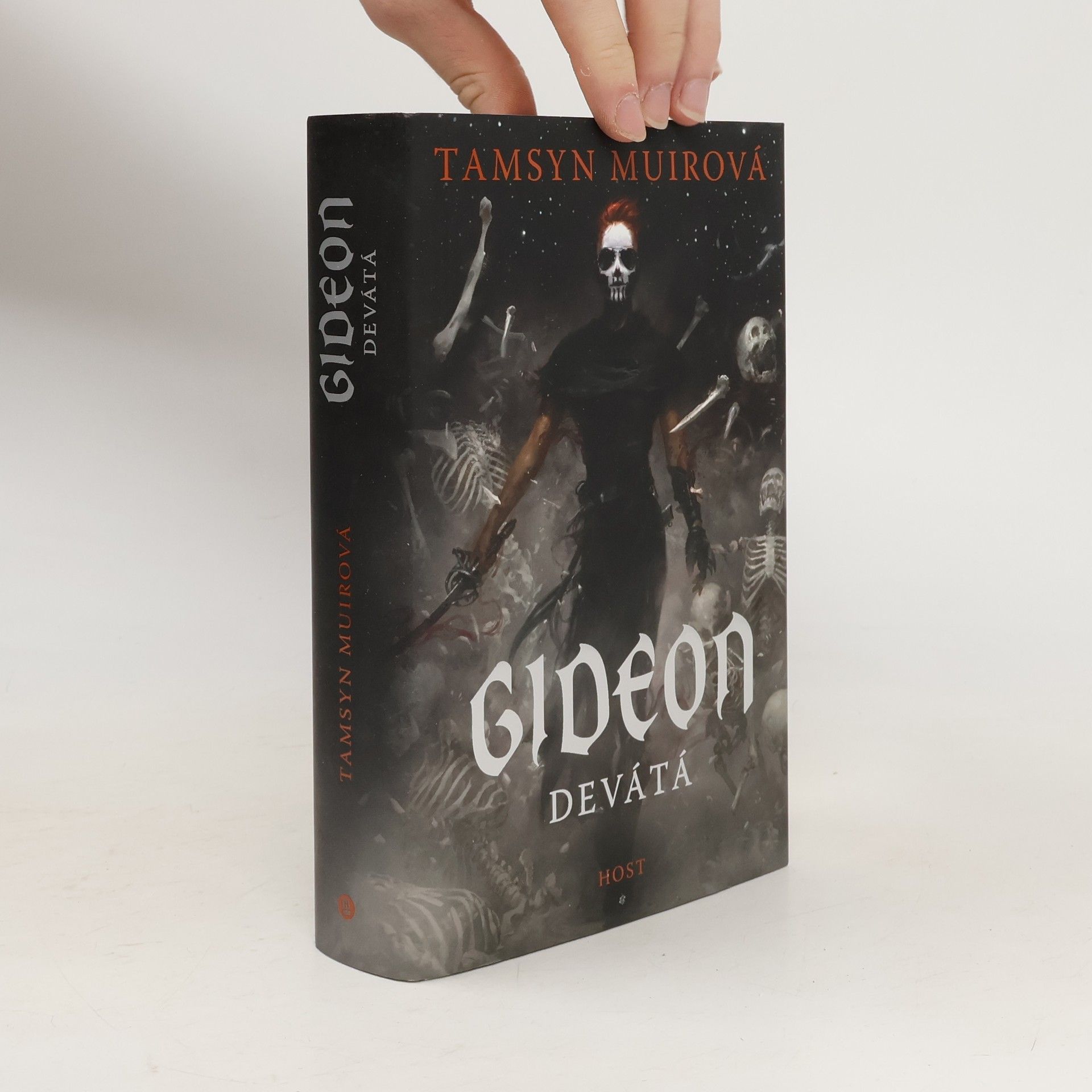 Tamsyn Muir Gideon Devátá