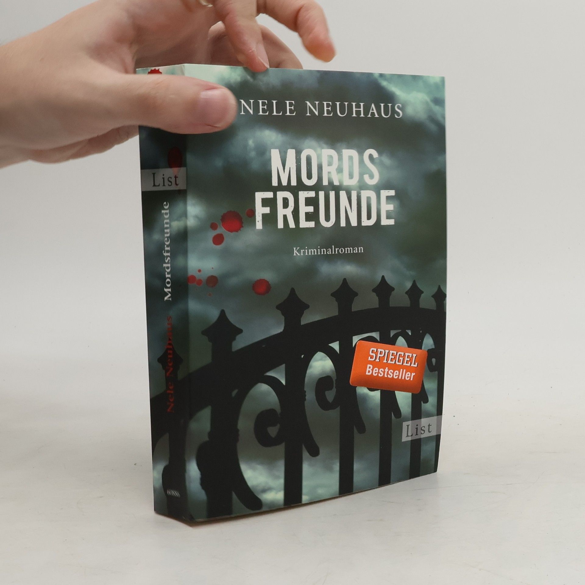 Nele Neuhaus Mordsfreunde