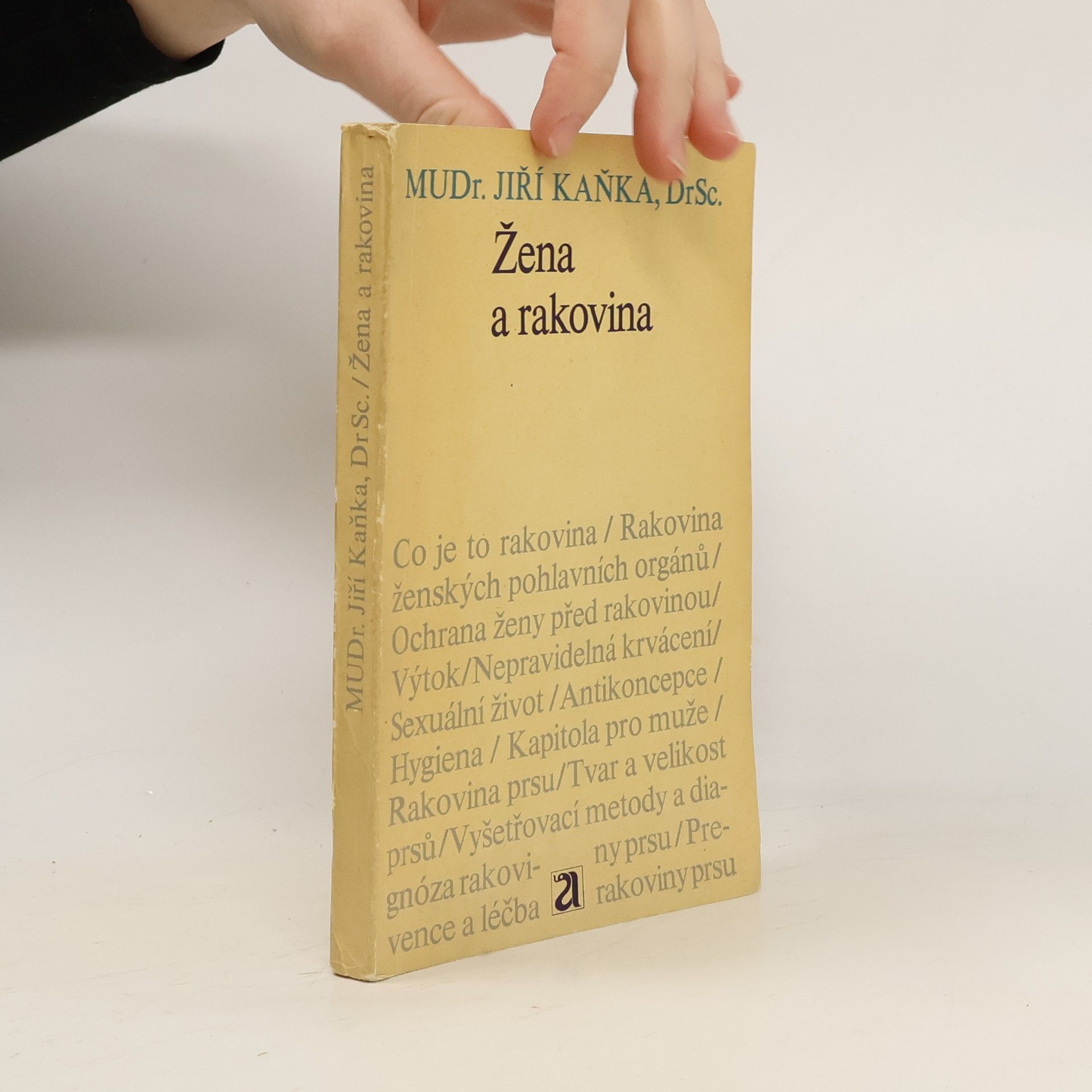 Žena a rakovina. Gynekolog radí ženám, jak se chránit před rakovinou