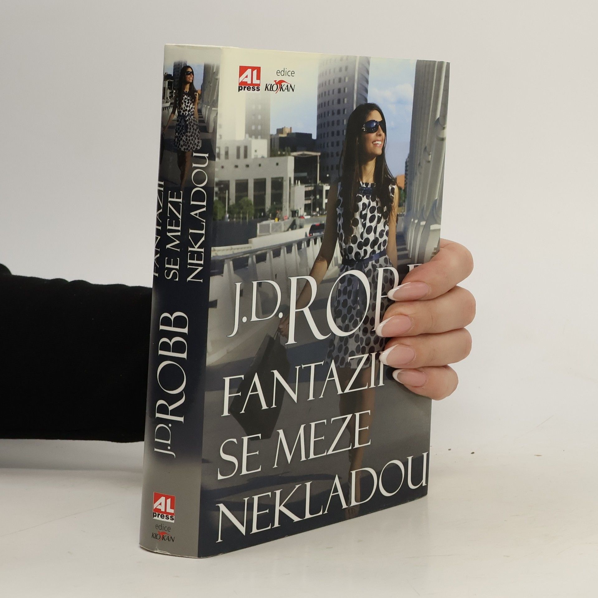 Nora Roberts Fantazii se meze nekladou