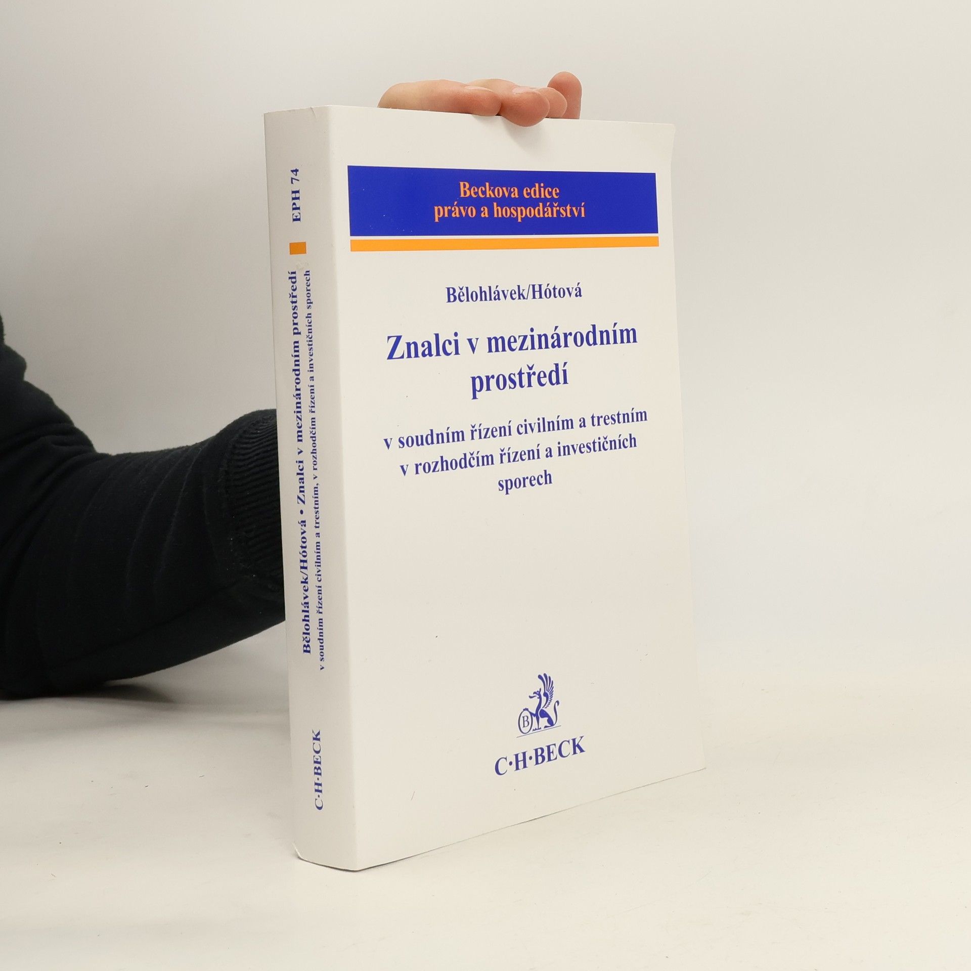 Alexander J. Bělohlávek Znalci v mezinárodním prostředí