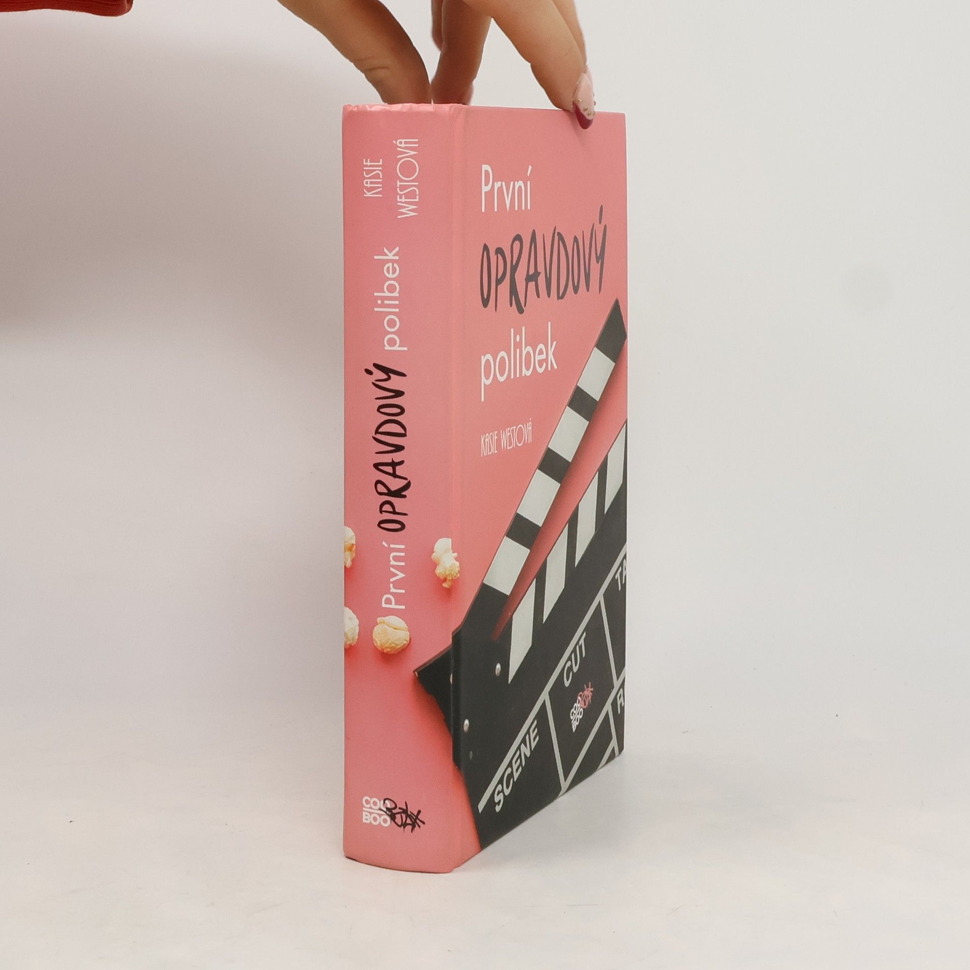 Kasie West První opravdový polibek