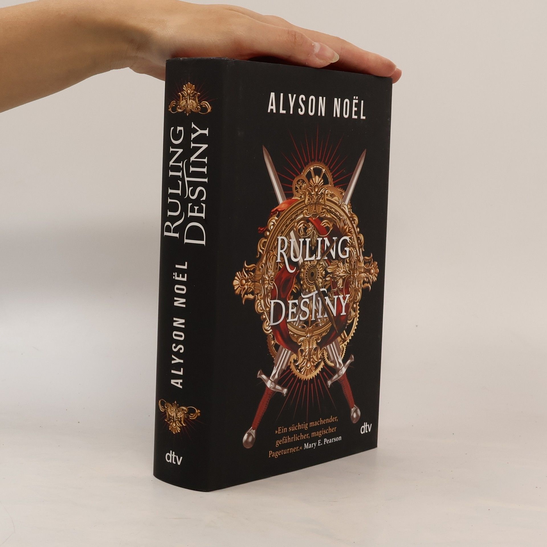 Alyson Noël Ruling Destiny