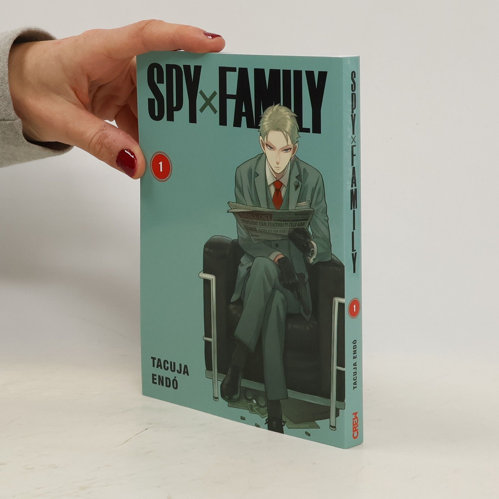 Tacuja Endó Spy x Family 1