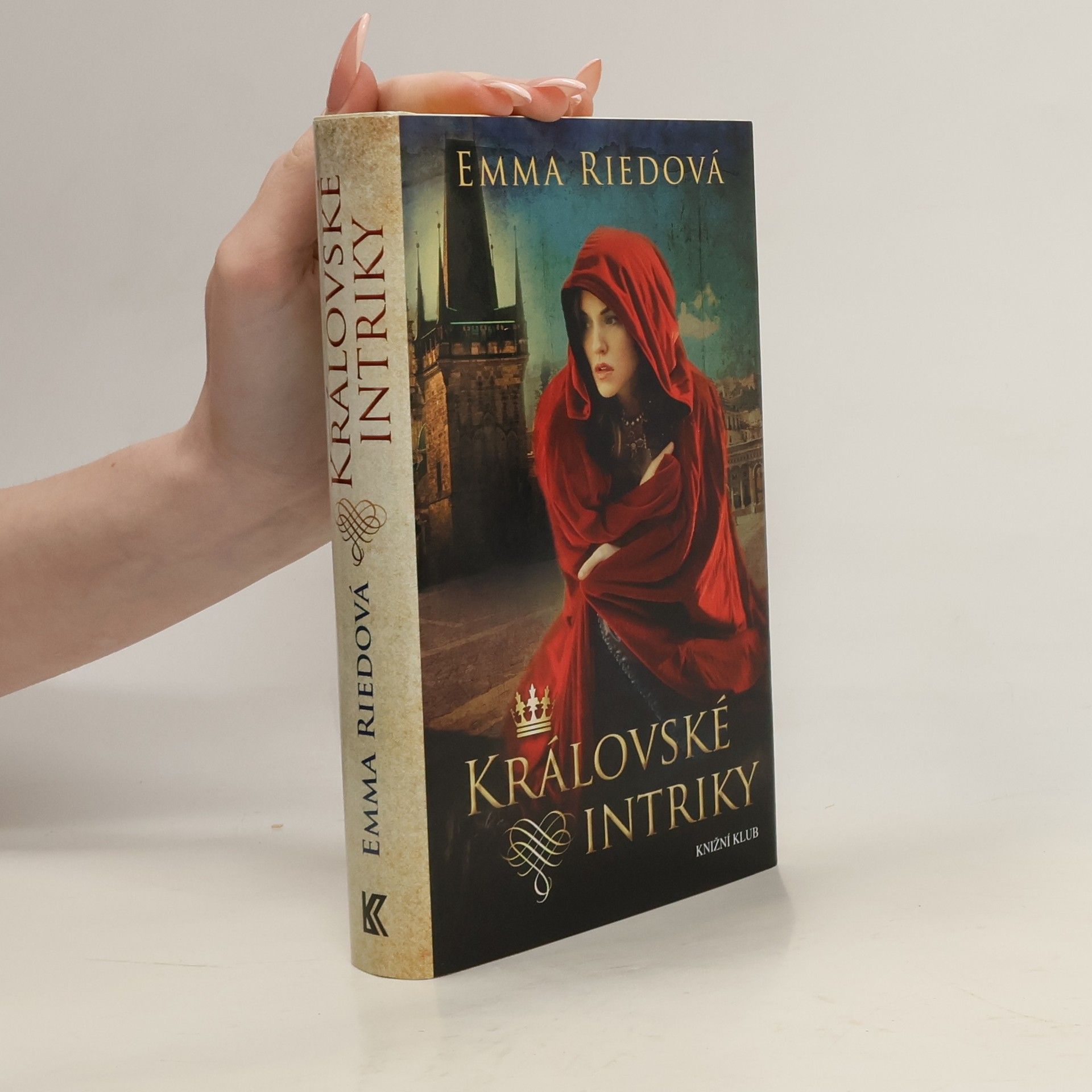 Emma Riedová Královské intriky
