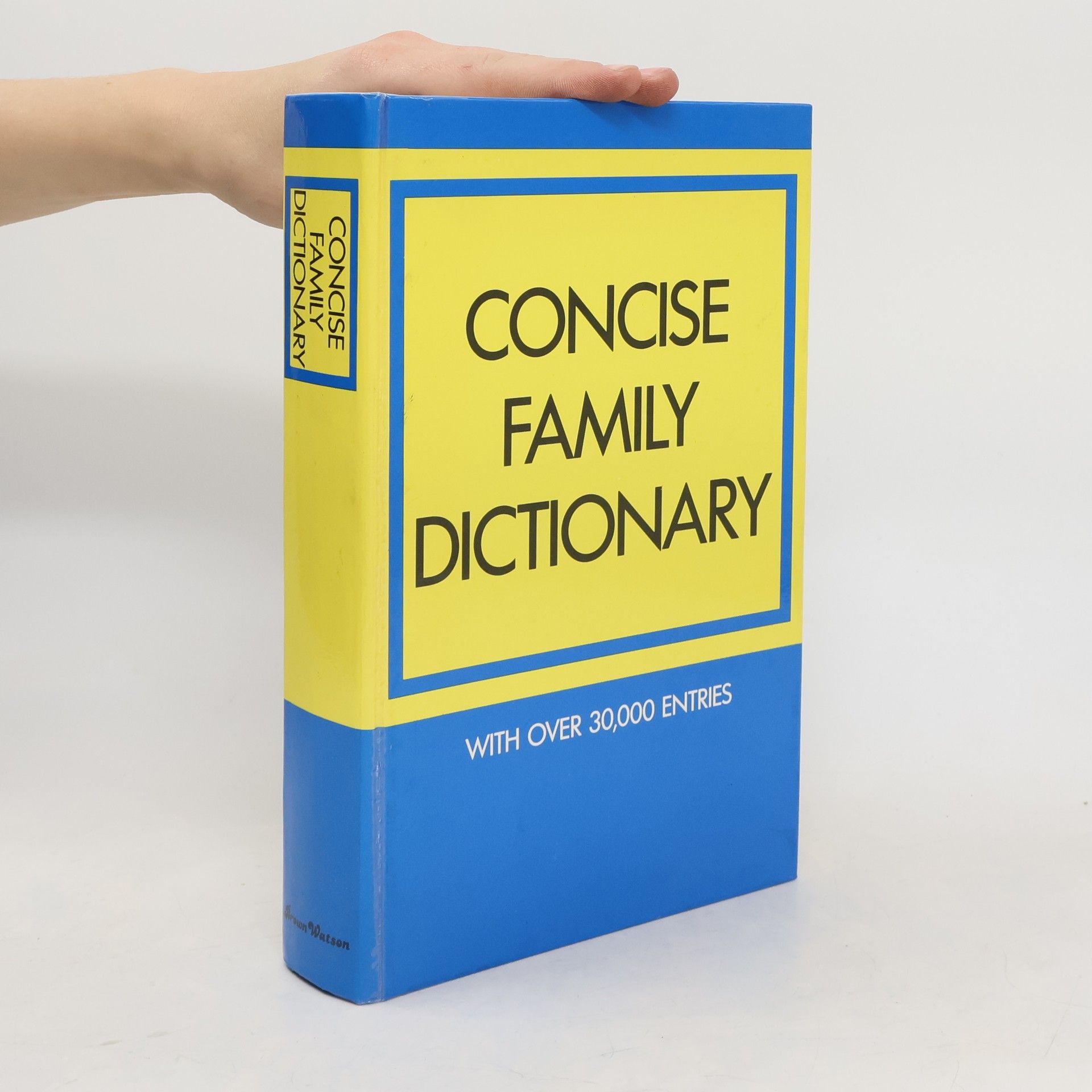 Kolektív autorov Concise family dictionary