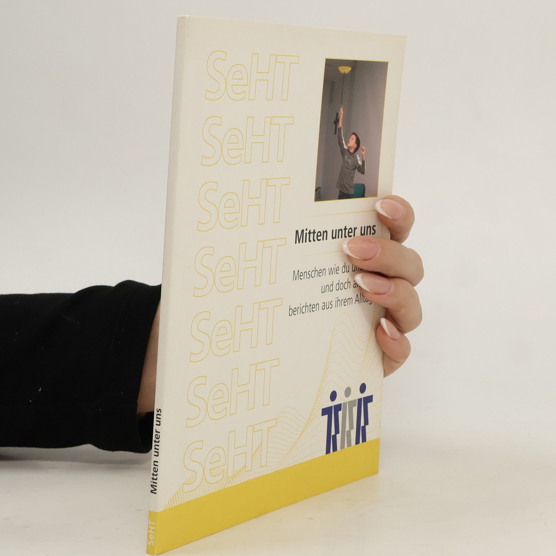 Collectif d'auteurs Mitten unter uns