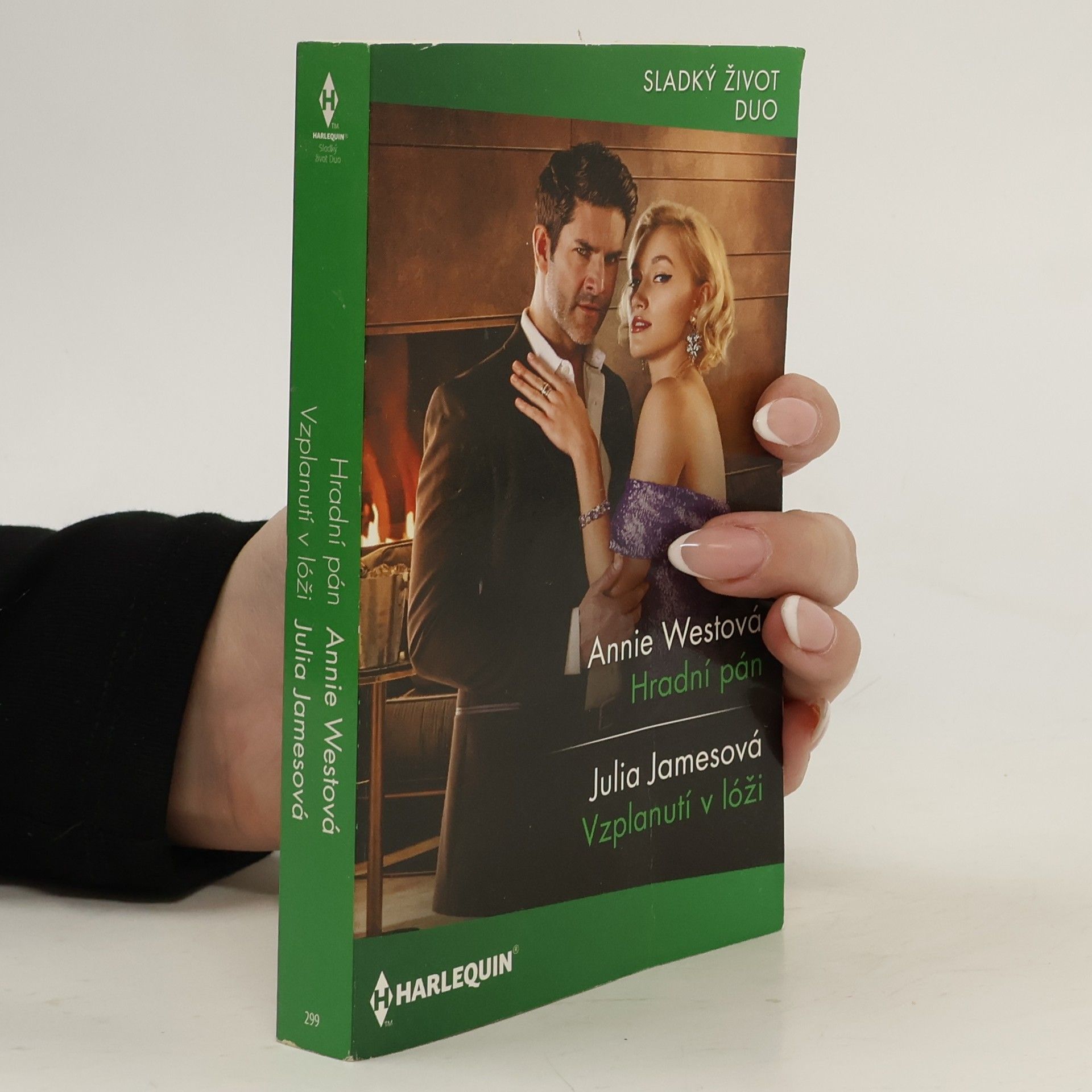 Anne West Harlequin: Sladký život duo - Hradní pán, Vzplanutí v lóži