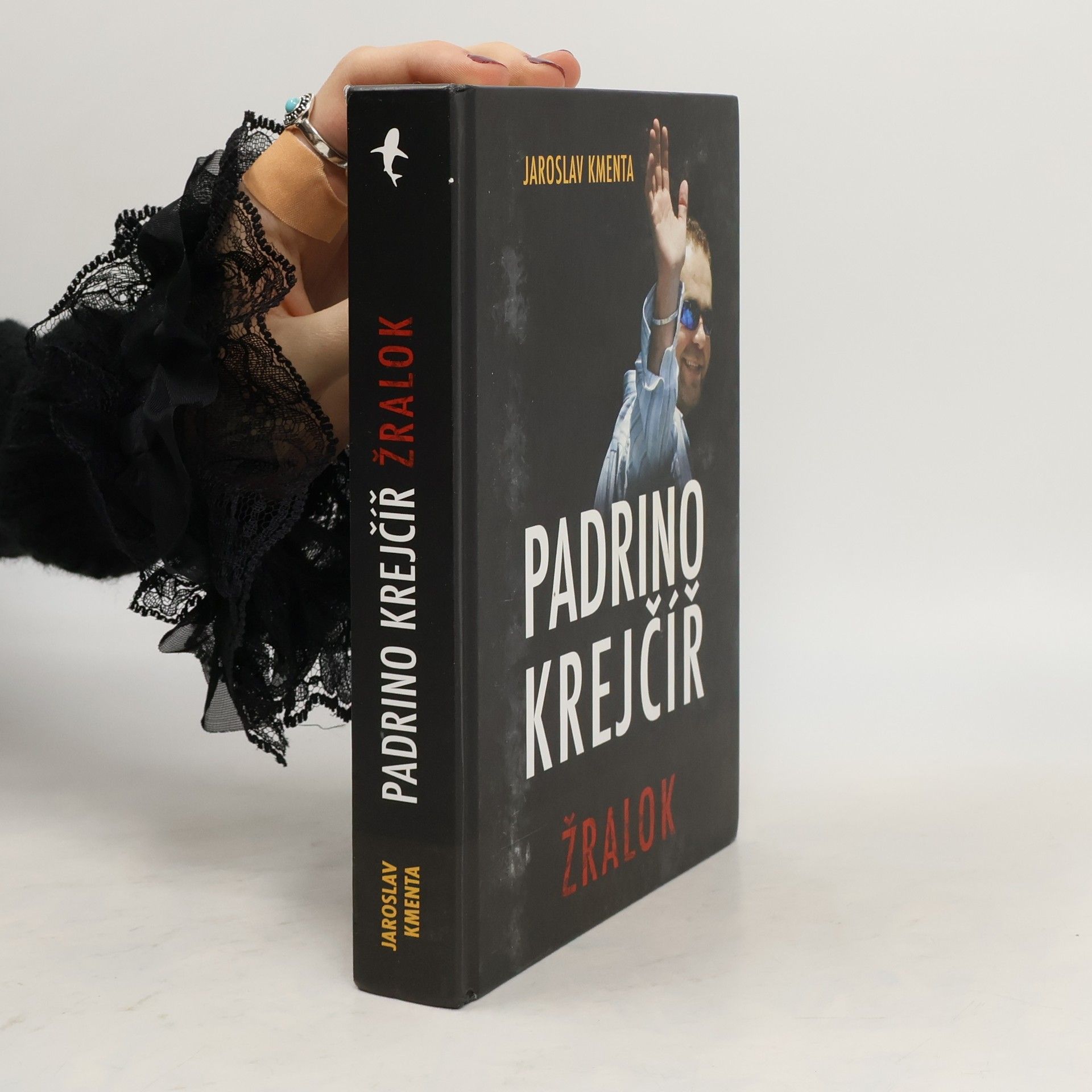 Jaroslav Kmenta Padrino Krejčíř. Žralok