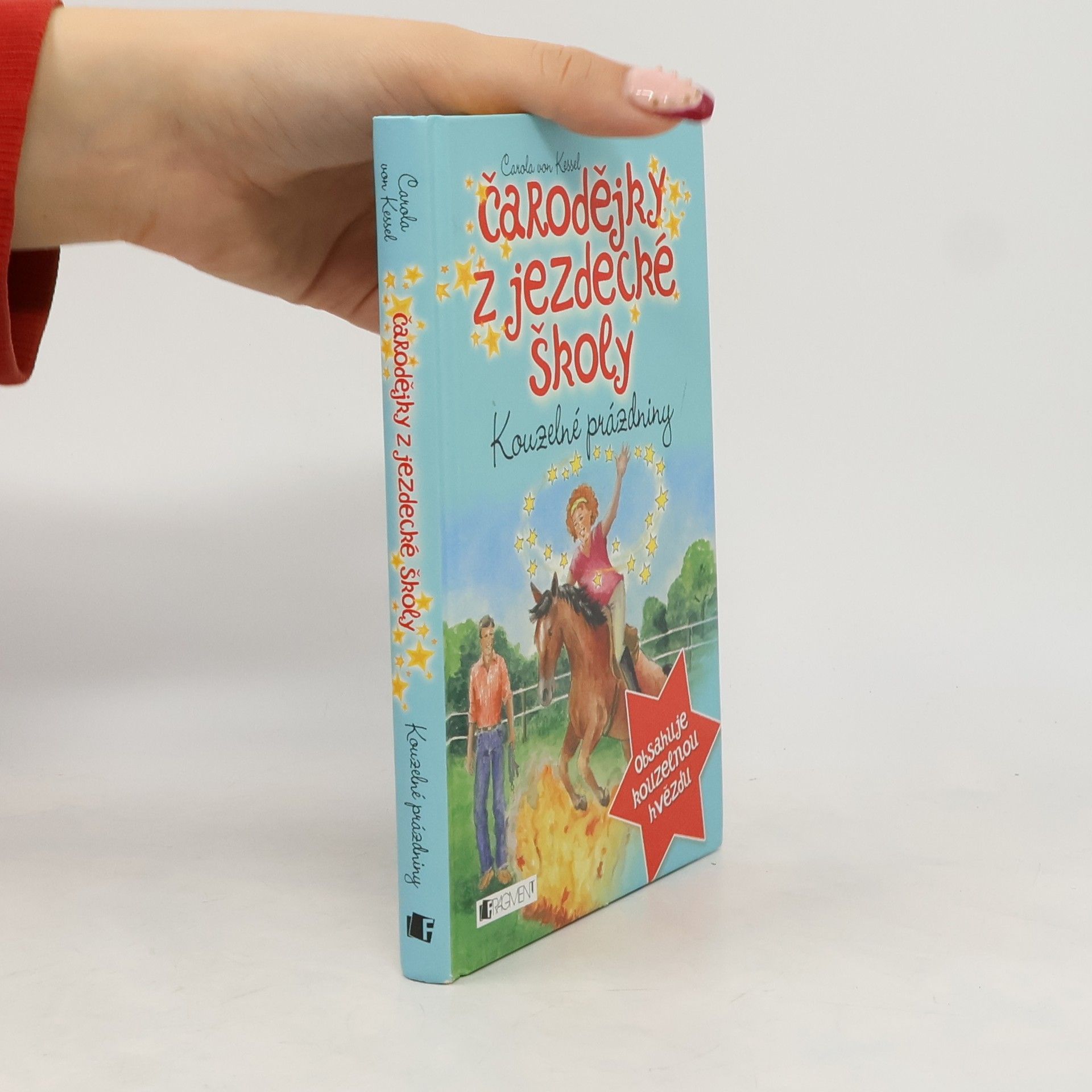 Čarodějky z jezdecké školy. Kouzelné prázdniny