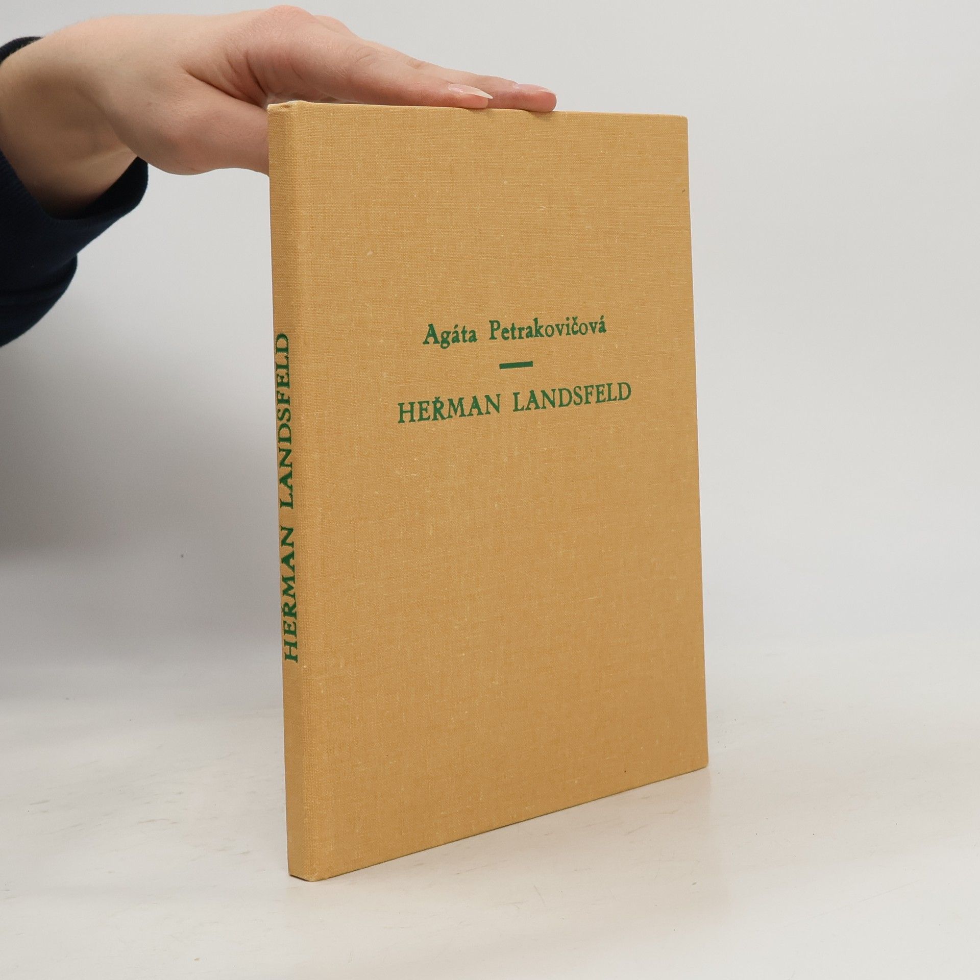 Agáta Petrakovičová Heřman Landsfeld. Majster a znalec hrnčiarskej a džbankárskej výroby