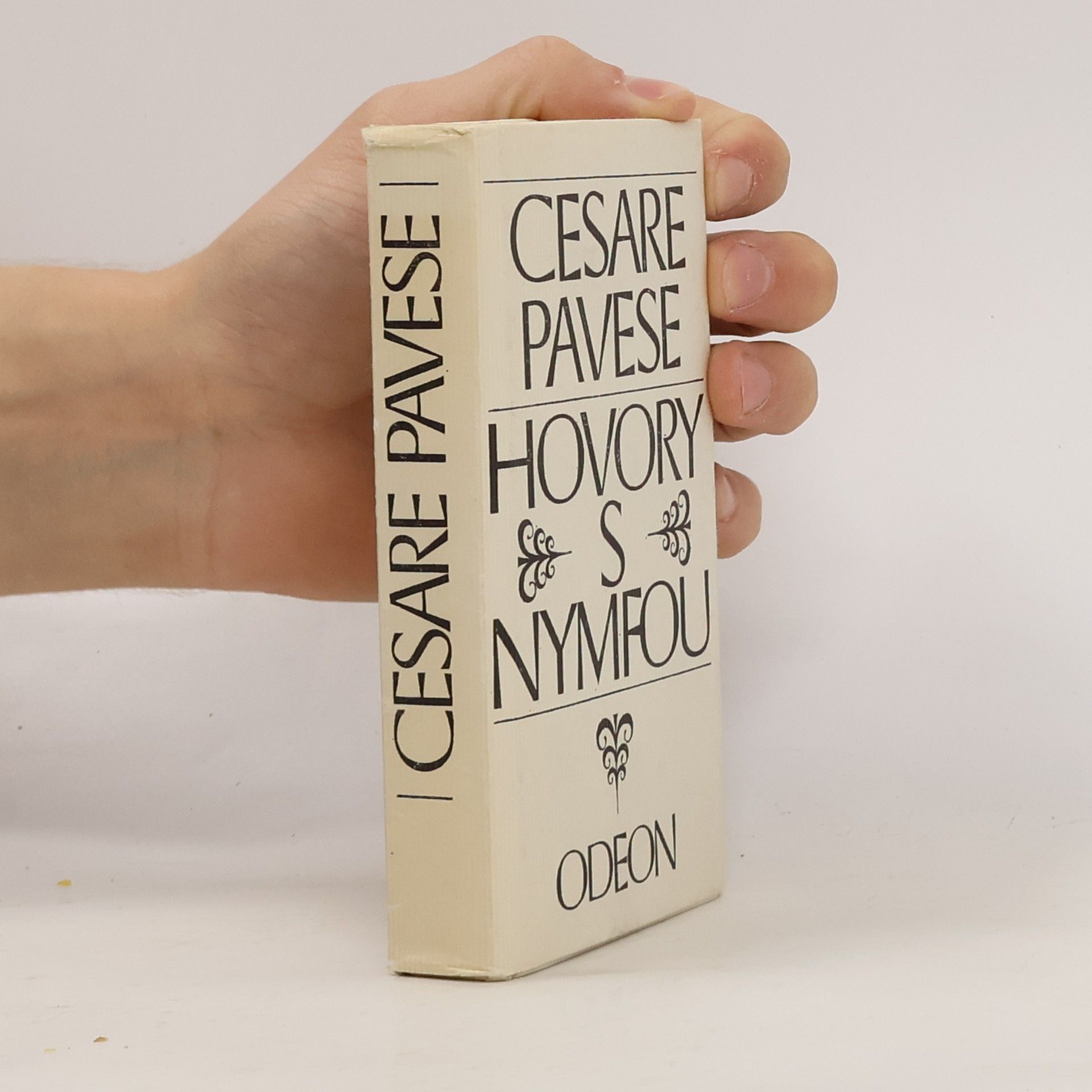 Cesare Pavese Hovory s nymfou