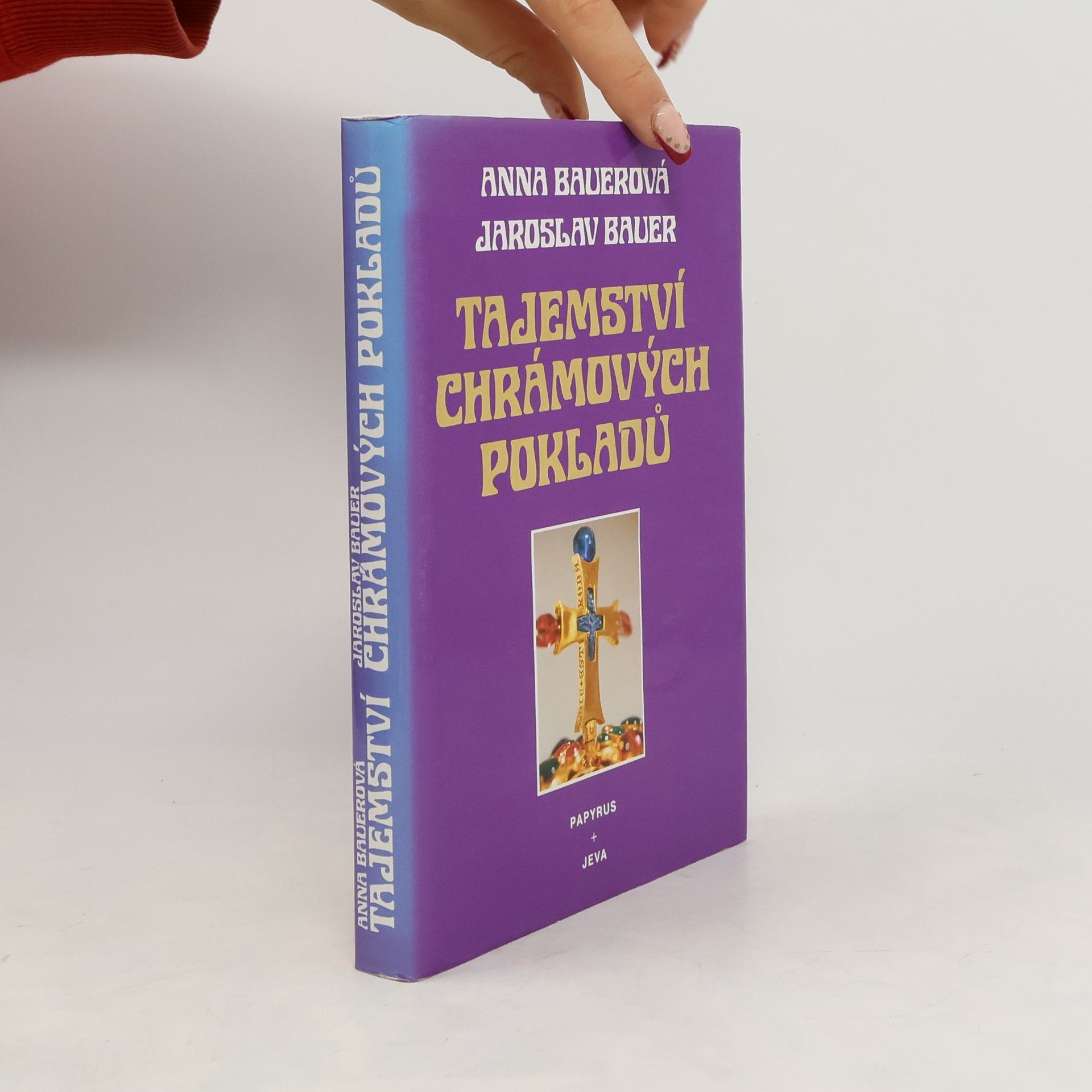 Anna Bauer Tajemství chrámových pokladů