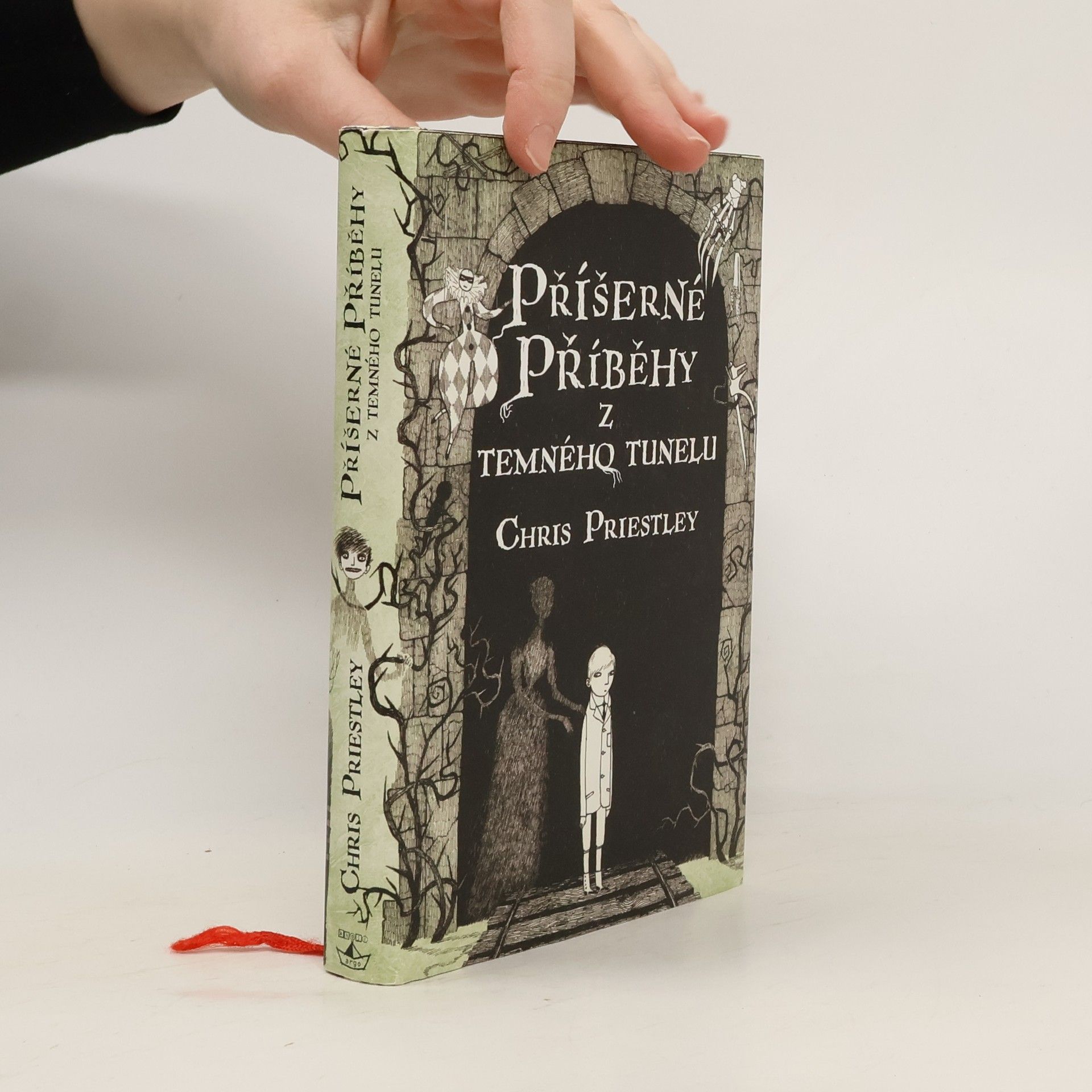 Chris Priestley Příšerné příběhy z temného tunelu